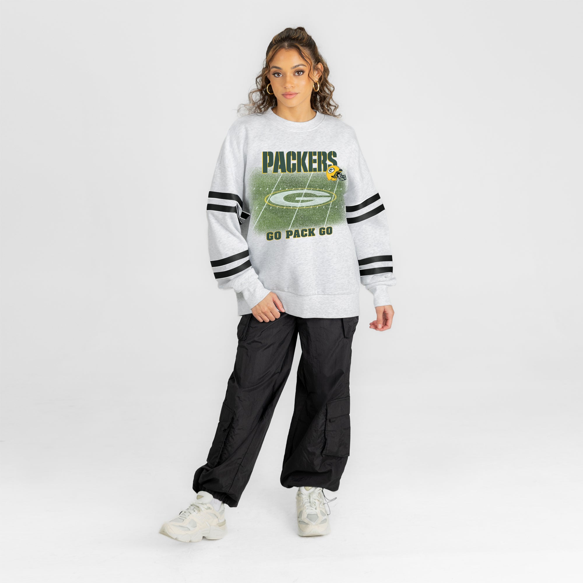 GREEN BAY PACKERS OFF THE GRID STRIPE SLEEVE CREWNECK SWEATSHIRT
