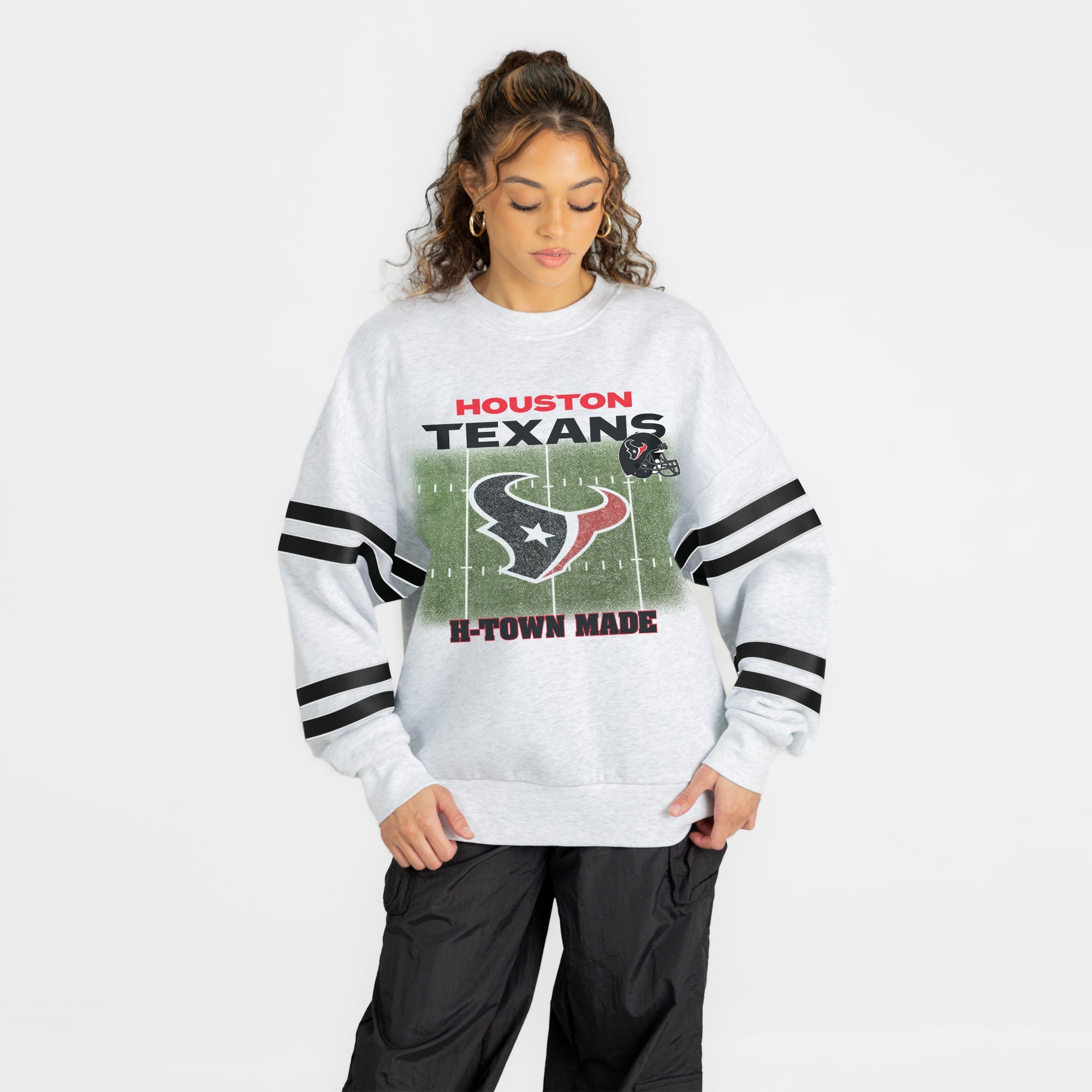 HOUSTON TEXANS OFF THE GRID STRIPE SLEEVE CREWNECK SWEATSHIRT