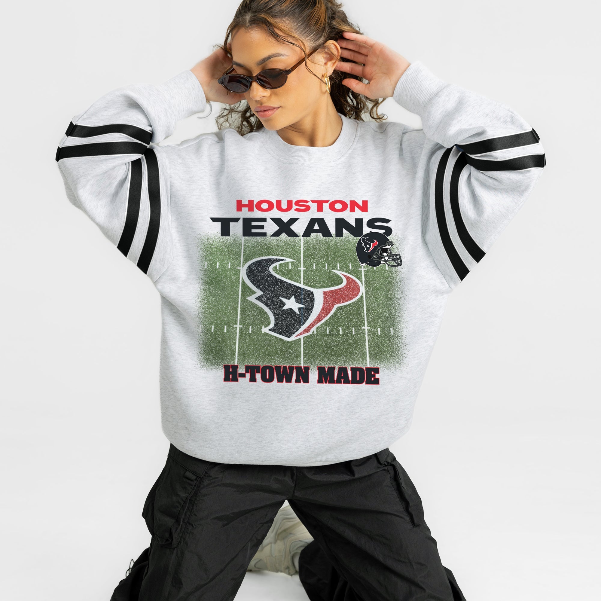 HOUSTON TEXANS OFF THE GRID STRIPE SLEEVE CREWNECK SWEATSHIRT