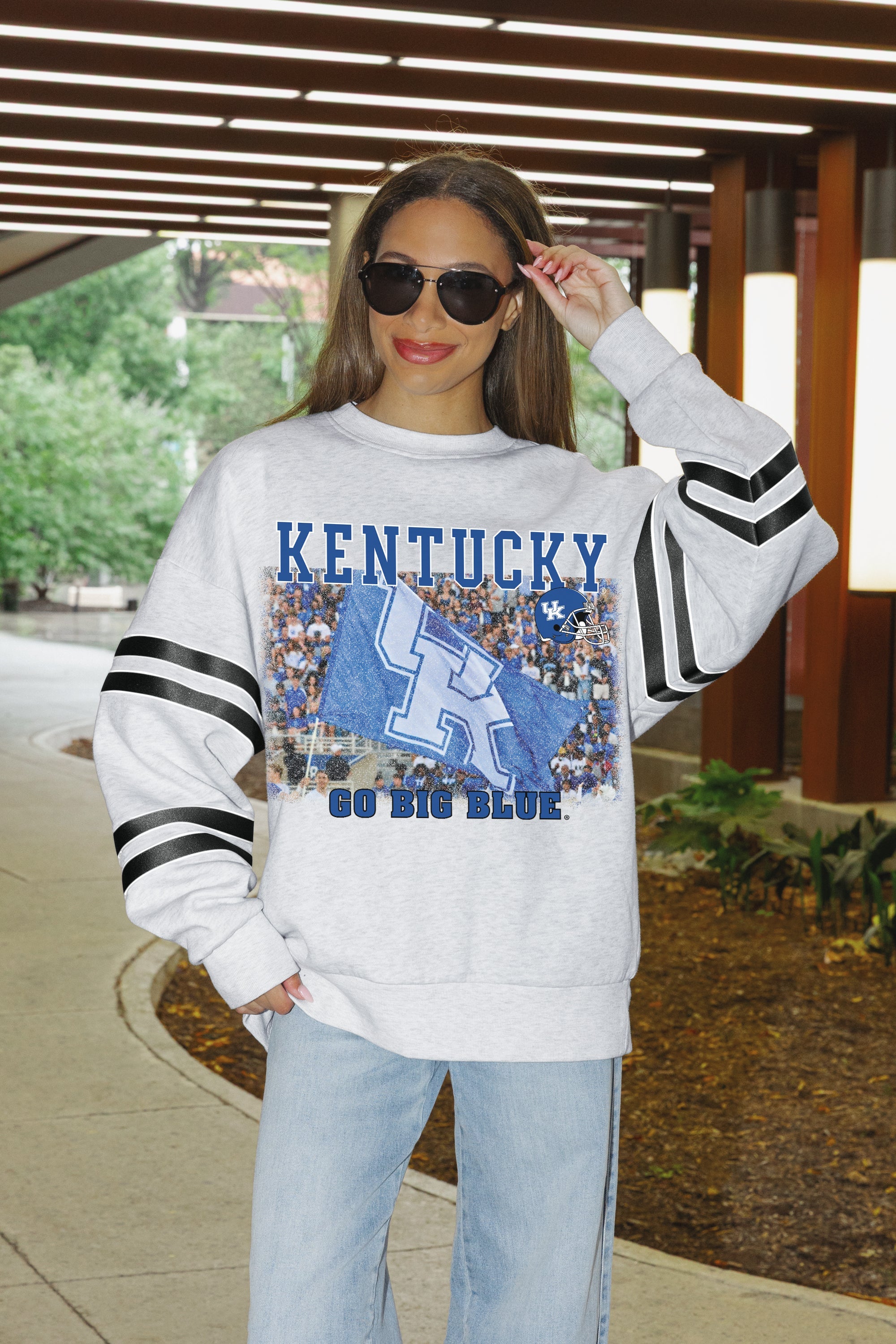 KENTUCKY WILDCATS OFF THE GRID STRIPE SLEEVE CREWNECK SWEATSHIRT