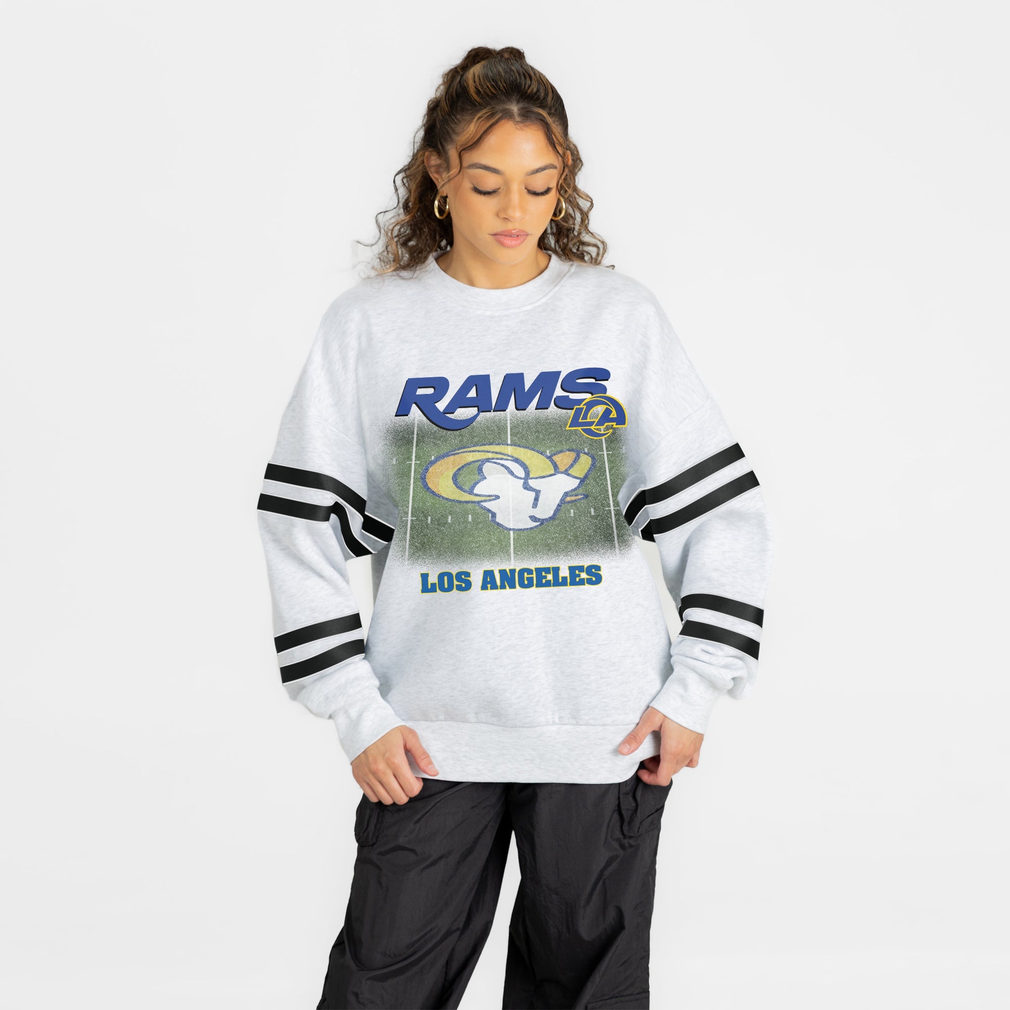 LOS ANGELES RAMS OFF THE GRID STRIPE SLEEVE CREWNECK SWEATSHIRT