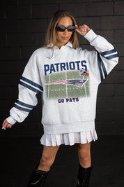 NEW ENGLAND PATRIOTS OFF THE GRID STRIPE SLEEVE CREWNECK SWEATSHIRT