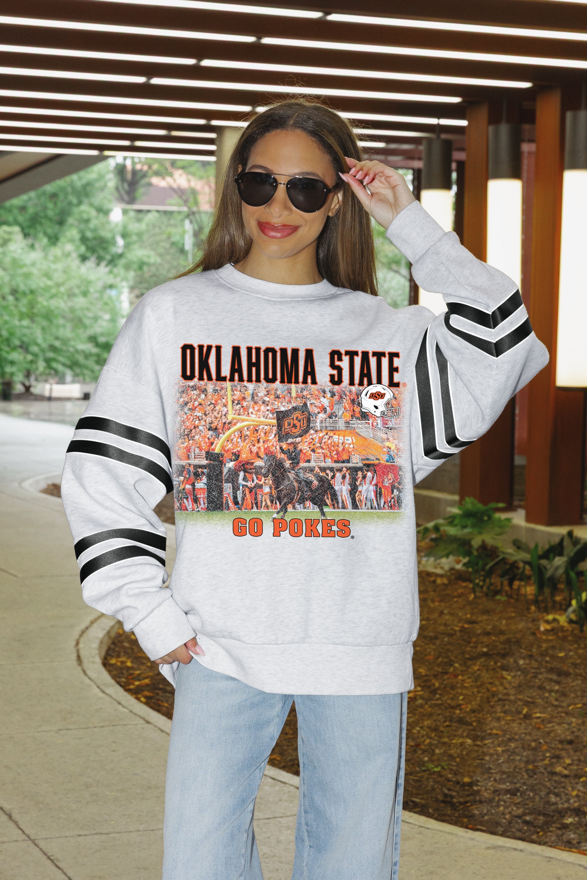 OKLAHOMA STATE COWBOYS OFF THE GRID STRIPE SLEEVE CREWNECK SWEATSHIRT