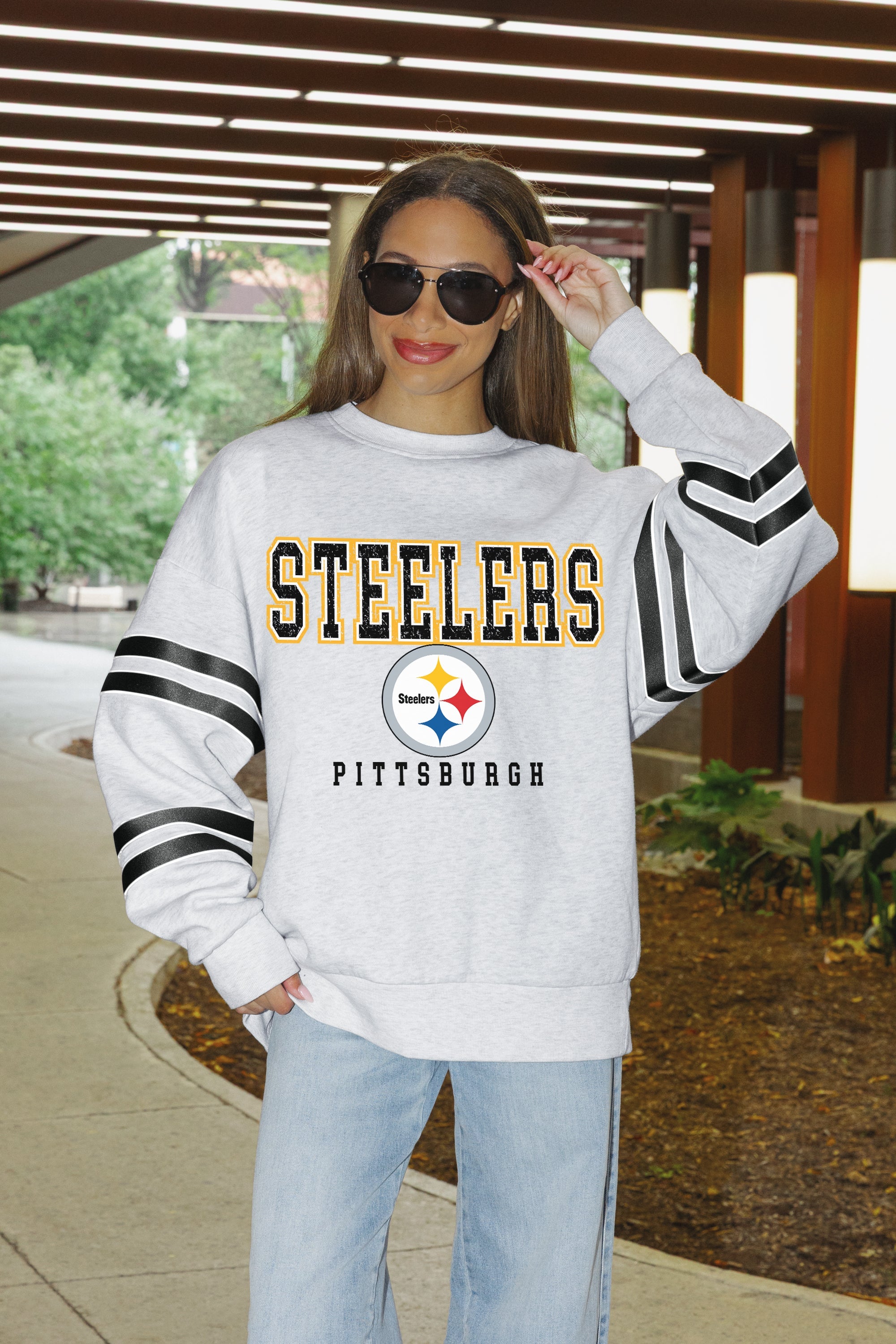 PITTSBURGH STEELERS STADIUM STRIPES STRIPE SLEEVE CREWNECK SWEATSHIRT