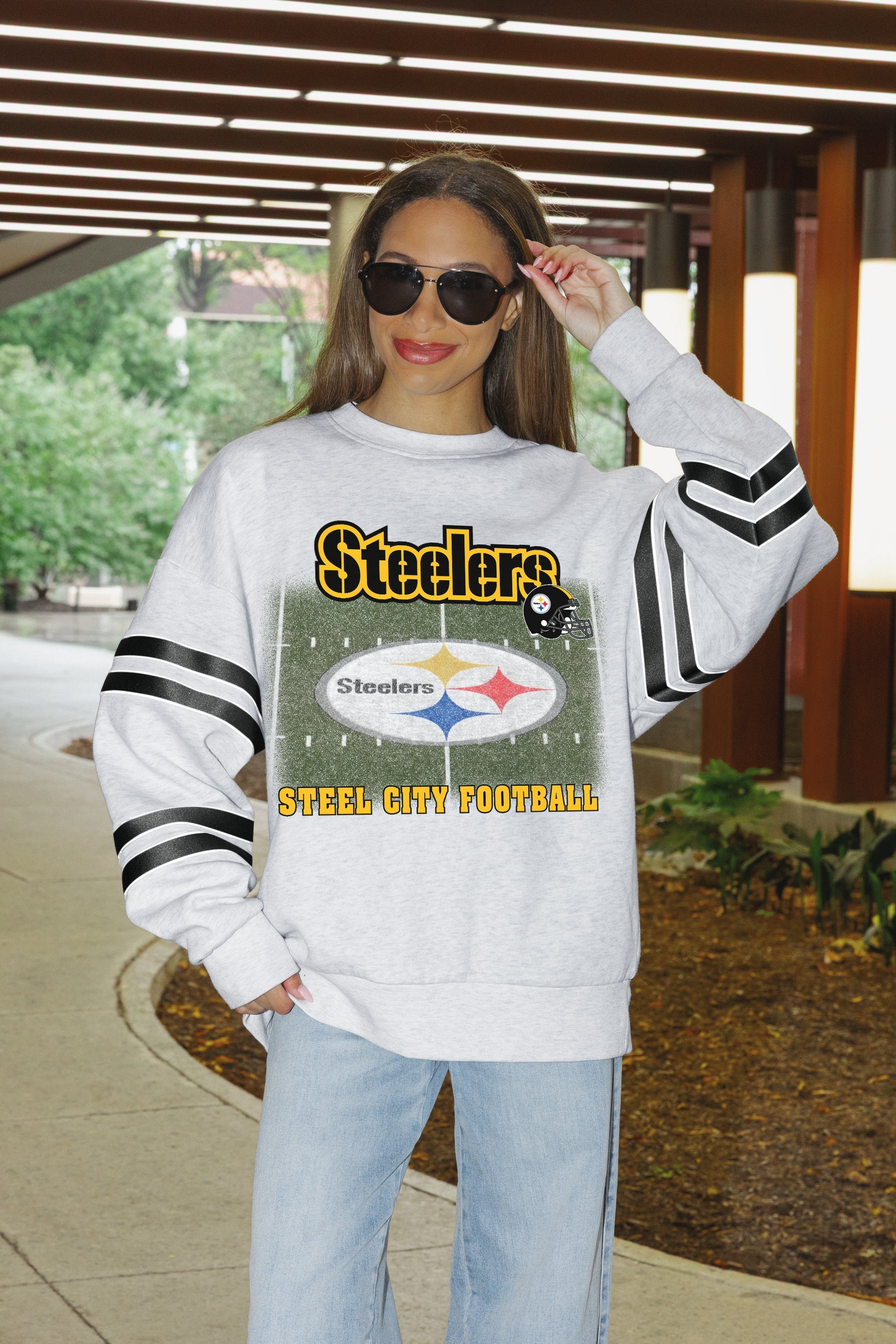 PITTSBURGH STEELERS OFF THE GRID STRIPE SLEEVE CREWNECK SWEATSHIRT