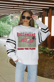 TAMPA BAY BUCCANEERS OFF THE GRID STRIPE SLEEVE CREWNECK SWEATSHIRT