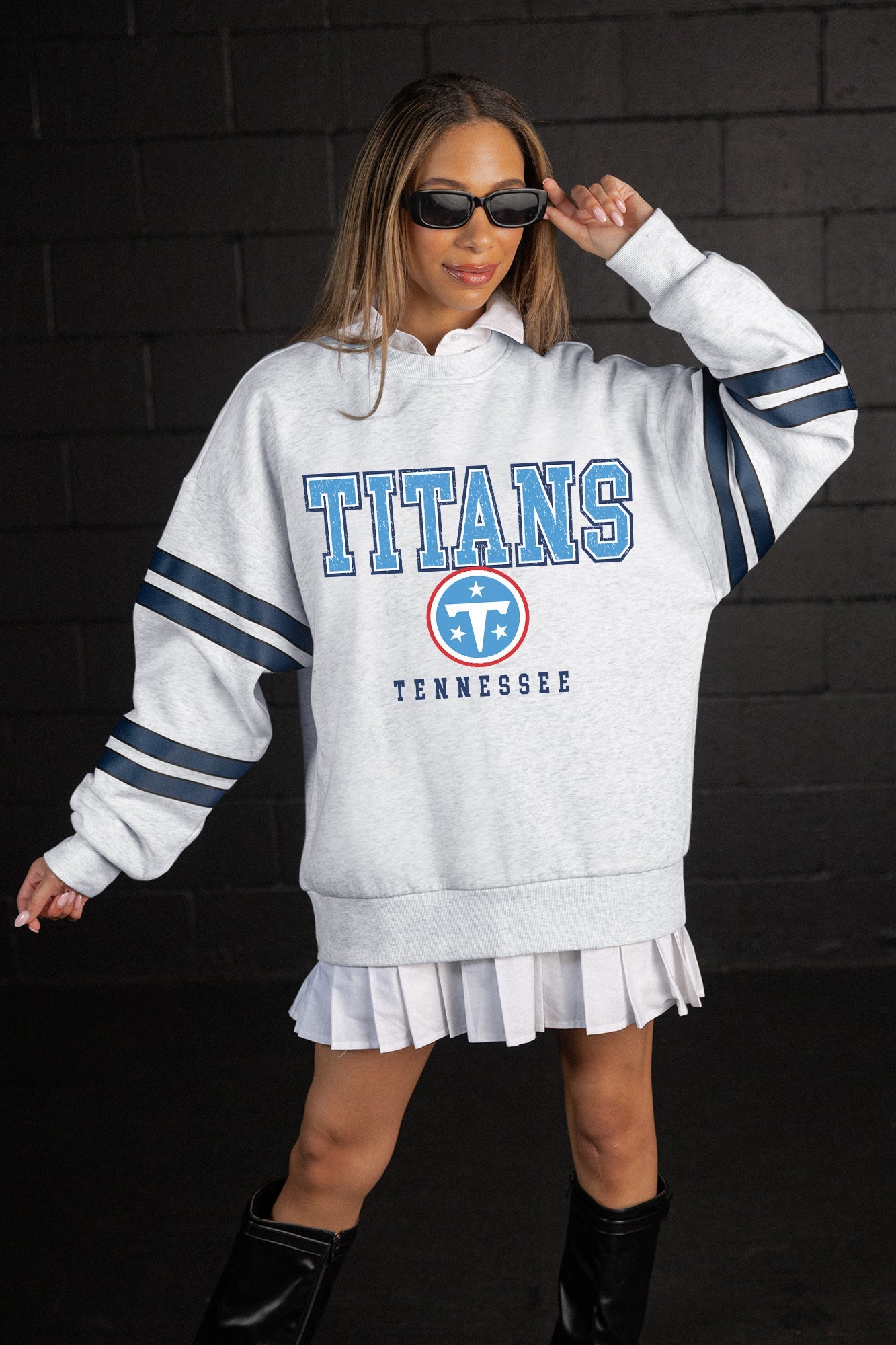 TENNESSEE TITANS STADIUM STRIPES STRIPE SLEEVE CREWNECK SWEATSHIRT
