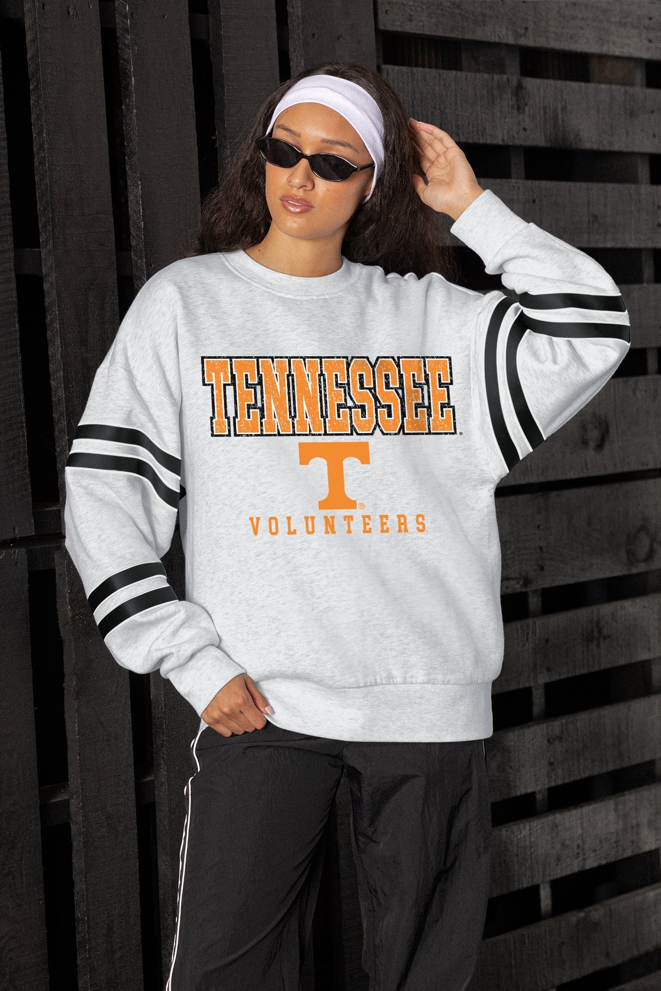 TENNESSEE VOLUNTEERS STADIUM STRIPES STRIPE SLEEVE CREWNECK SWEATSHIRT
