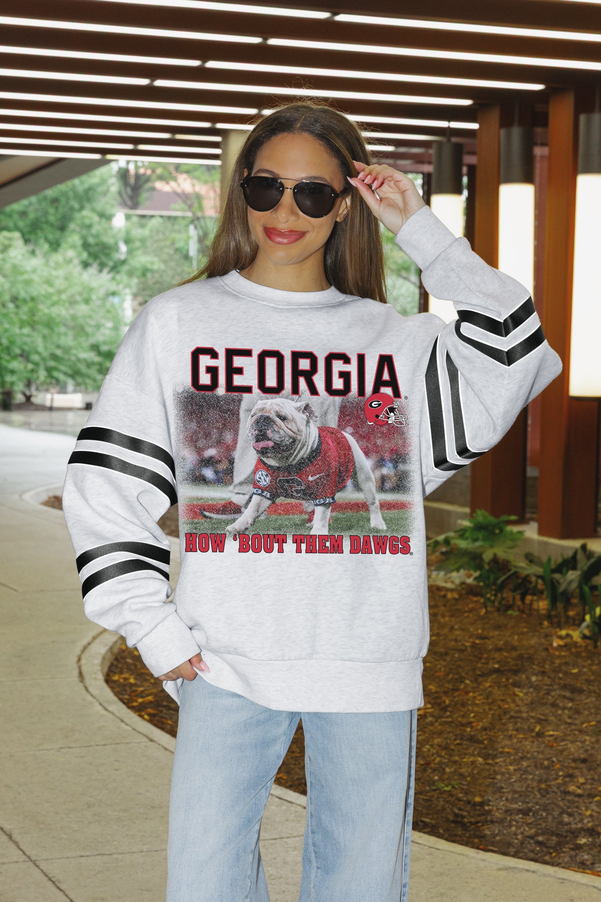 GEORGIA BULLDOGS OFF THE GRID STRIPE SLEEVE CREWNECK SWEATSHIRT