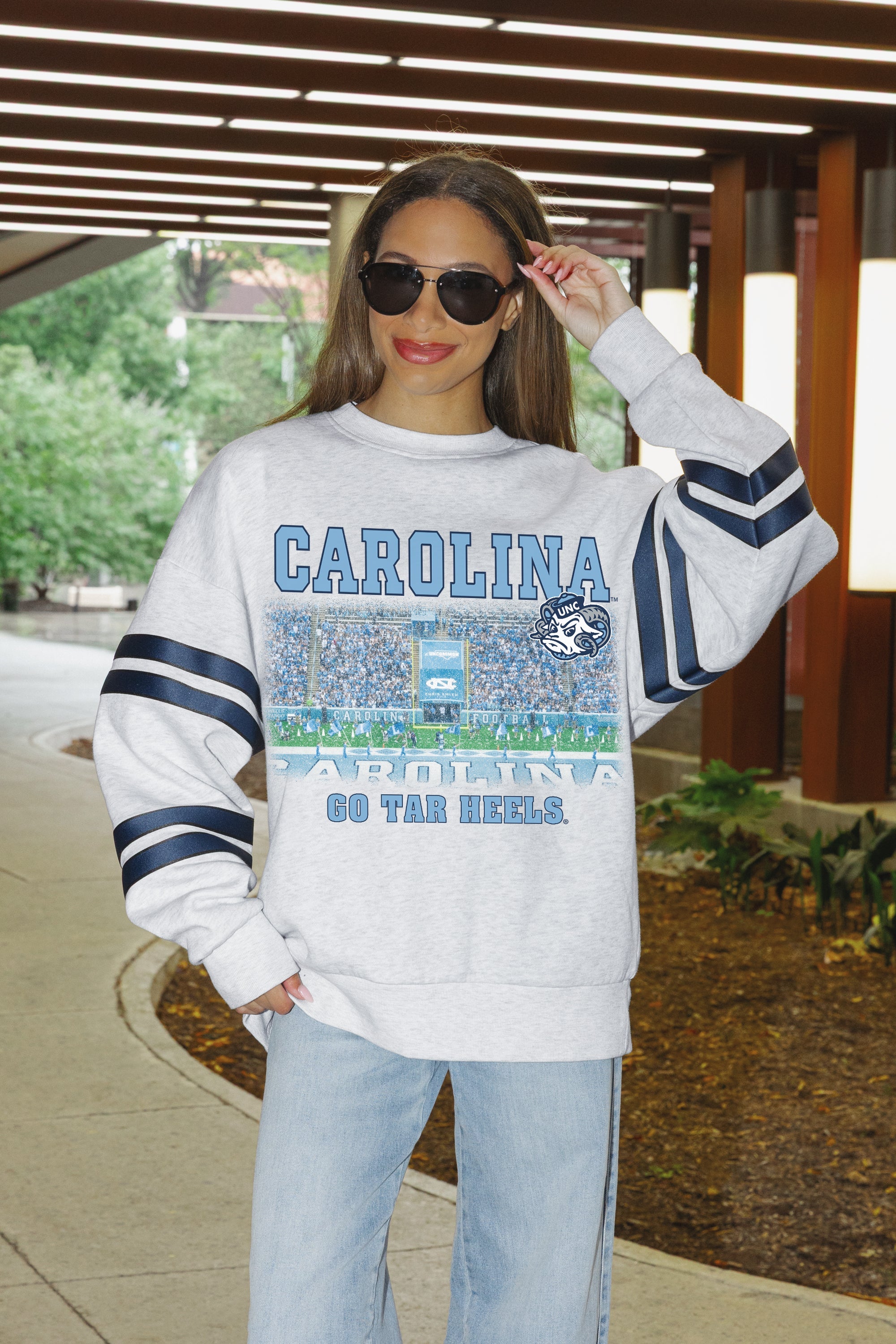 NORTH CAROLINA TAR HEELS OFF THE GRID STRIPE SLEEVE CREWNECK SWEATSHIRT