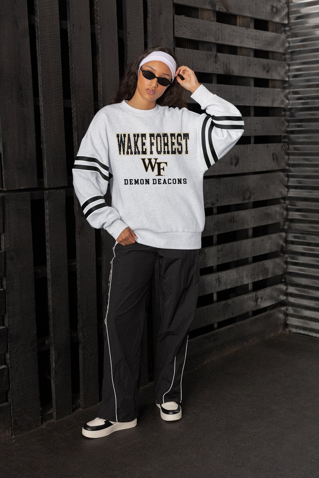 WAKE FOREST DEMON DEACONS STADIUM STRIPES STRIPE SLEEVE CREWNECK SWEATSHIRT