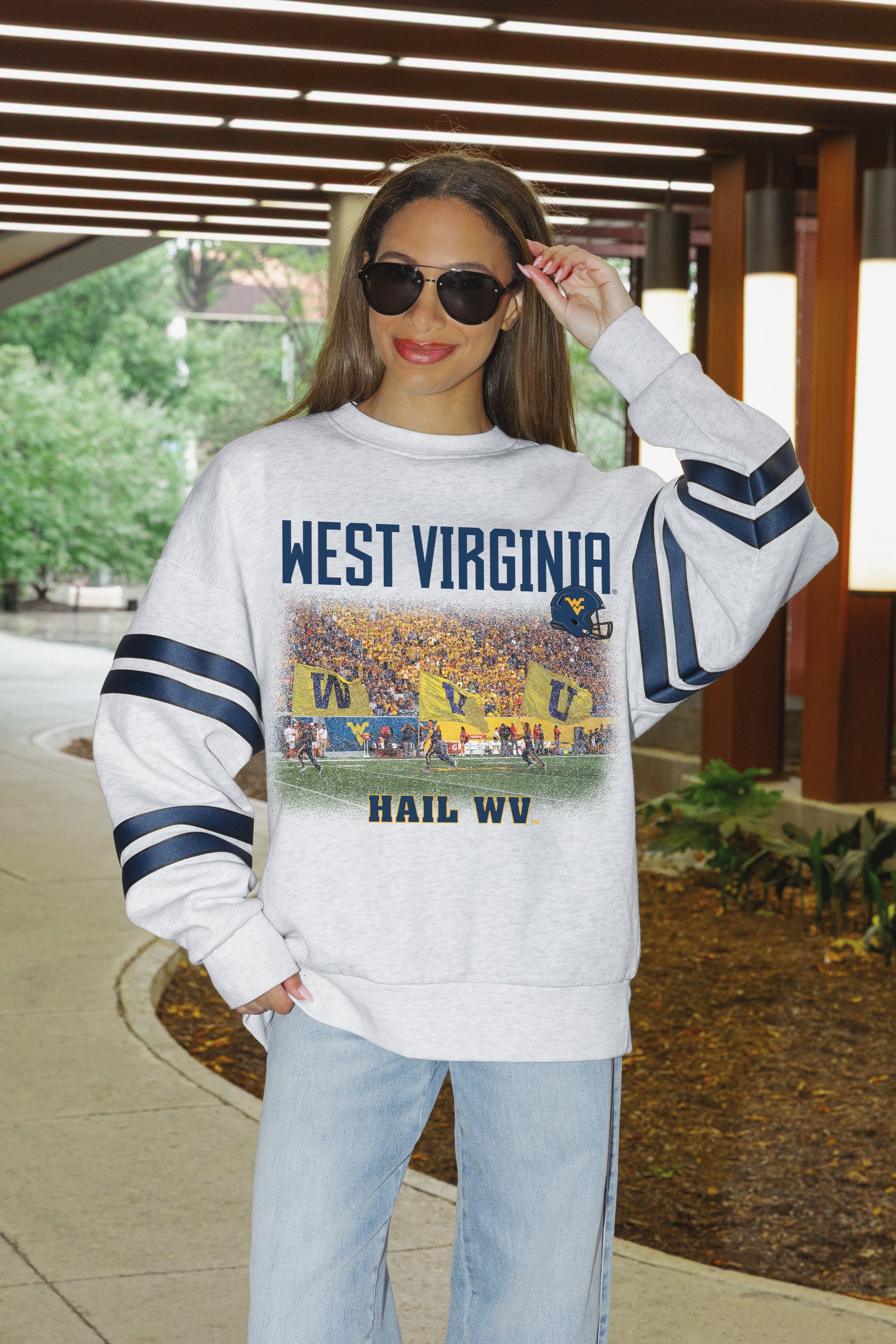 WEST VIRGINIA MOUNTAINEERS OFF THE GRID STRIPE SLEEVE CREWNECK SWEATSHIRT