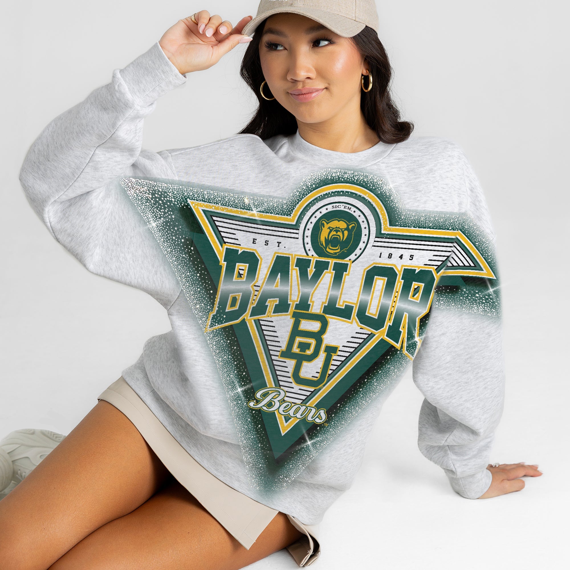 BAYLOR BEARS CHASING VICTORY RHINESTONE SPRAY PREMIUM CREWNECK SWEATSHIRT