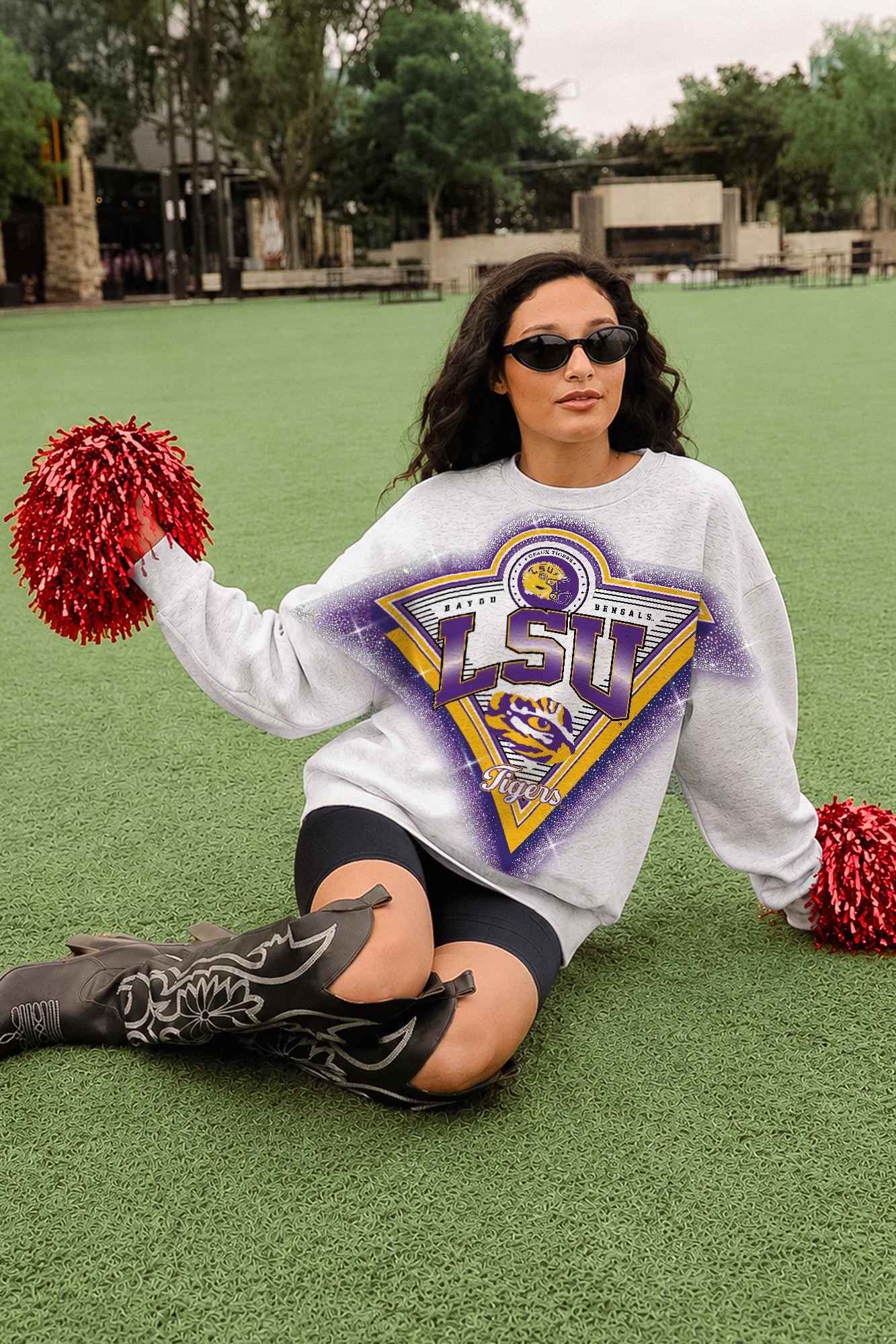 LSU TIGERS CHASING VICTORY RHINESTONE SPRAY PREMIUM CREWNECK SWEATSHIRT