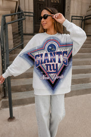 NEW YORK GIANTS CHASING VICTORY RHINESTONE SPRAY PREMIUM CREWNECK SWEATSHIRT