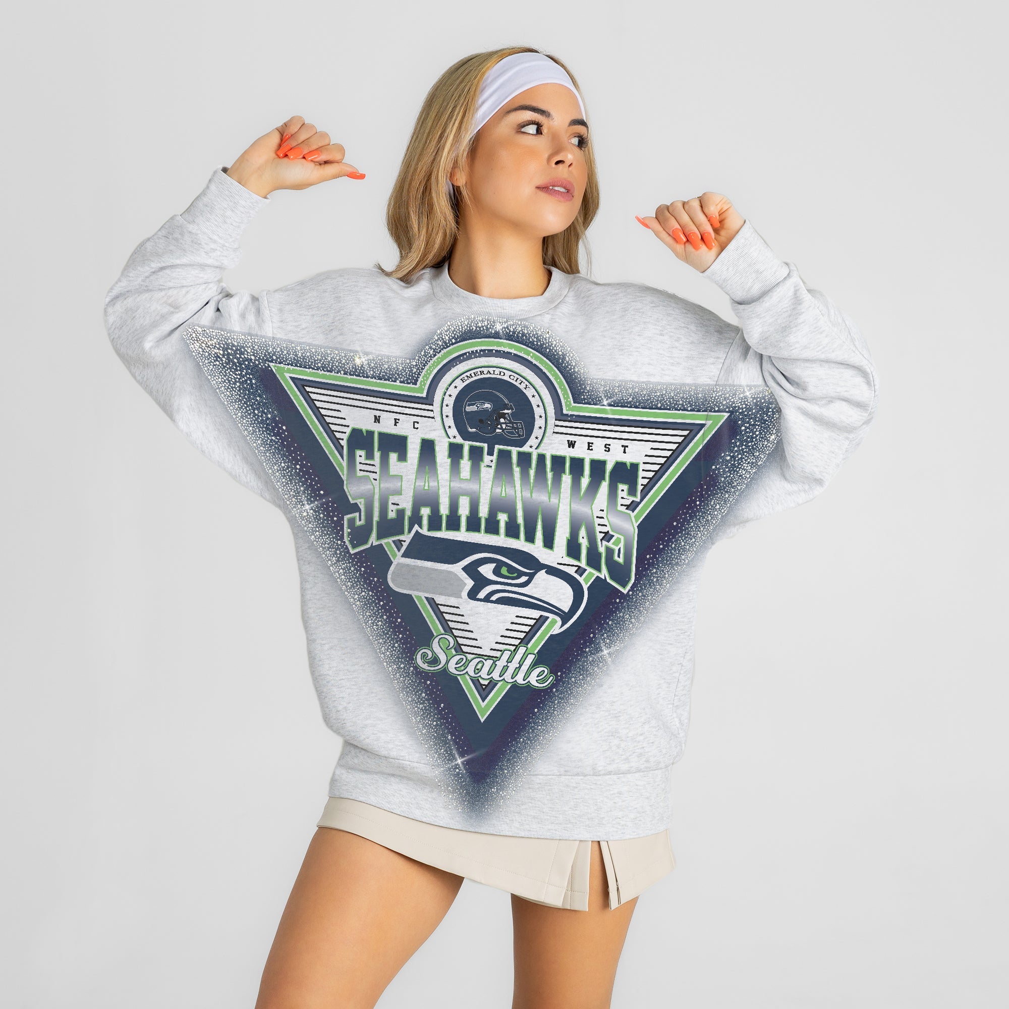 SEATTLE SEAHAWKS CHASING VICTORY RHINESTONE SPRAY PREMIUM CREWNECK SWEATSHIRT