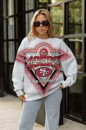 SAN FRANCISCO 49ERS CHASING VICTORY RHINESTONE SPRAY PREMIUM CREWNECK SWEATSHIRT