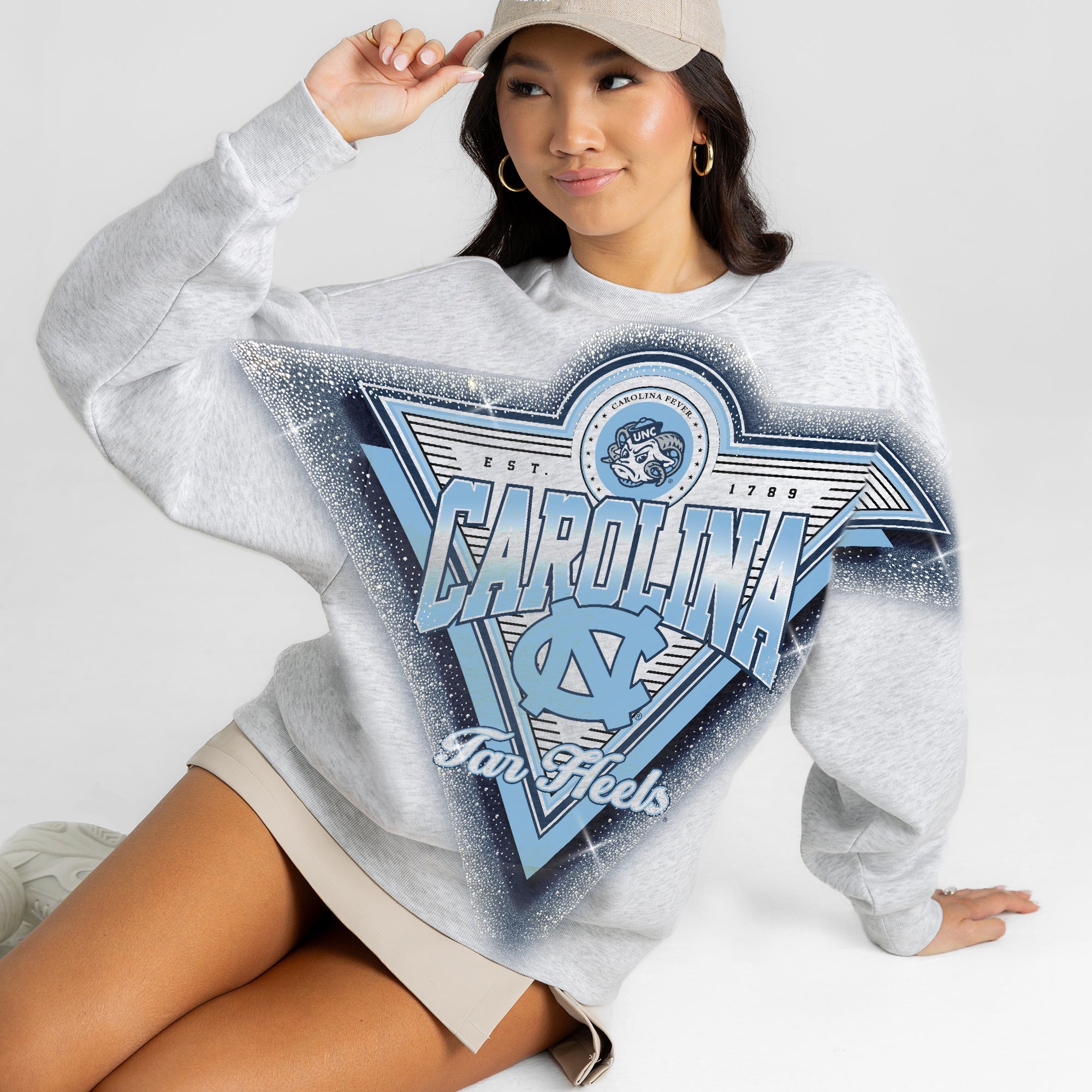 NORTH CAROLINA TAR HEELS CHASING VICTORY RHINESTONE SPRAY PREMIUM CREWNECK SWEATSHIRT