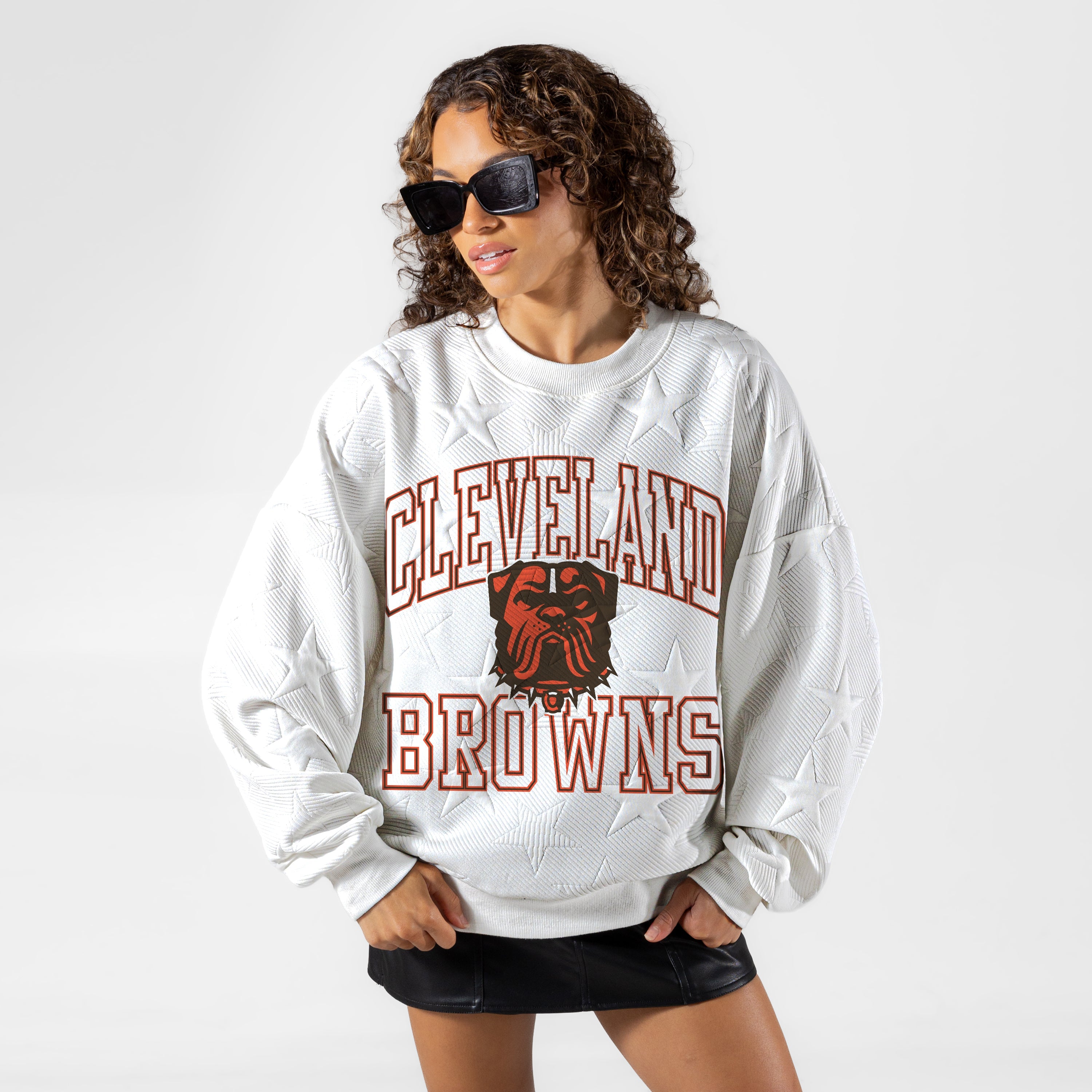 CLEVELAND BROWNS BIG PLAY ENERGY EMBOSSED STAR CREWNECK