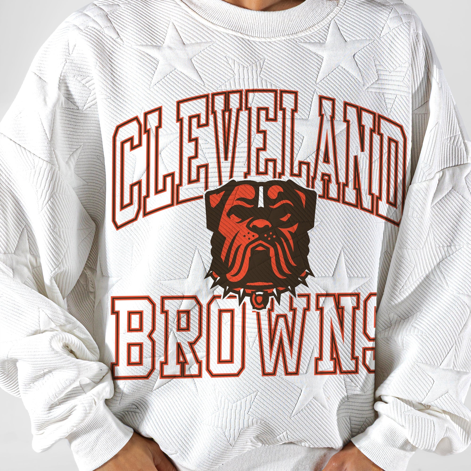CLEVELAND BROWNS BIG PLAY ENERGY EMBOSSED STAR CREWNECK