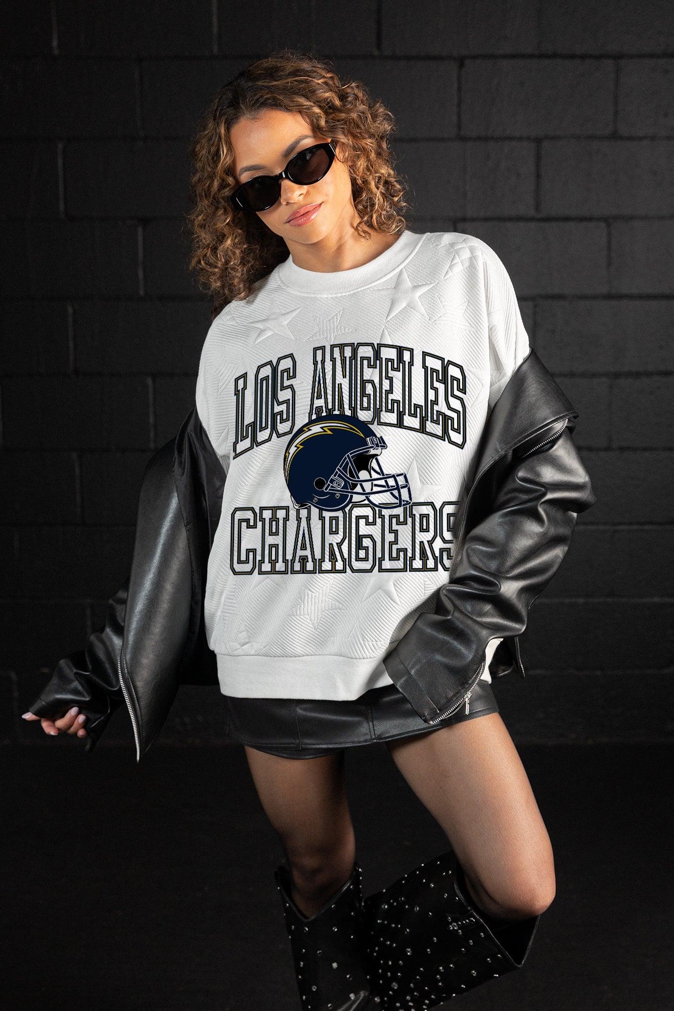 LOS ANGELES CHARGERS BIG PLAY ENERGY EMBOSSED STAR CREWNECK