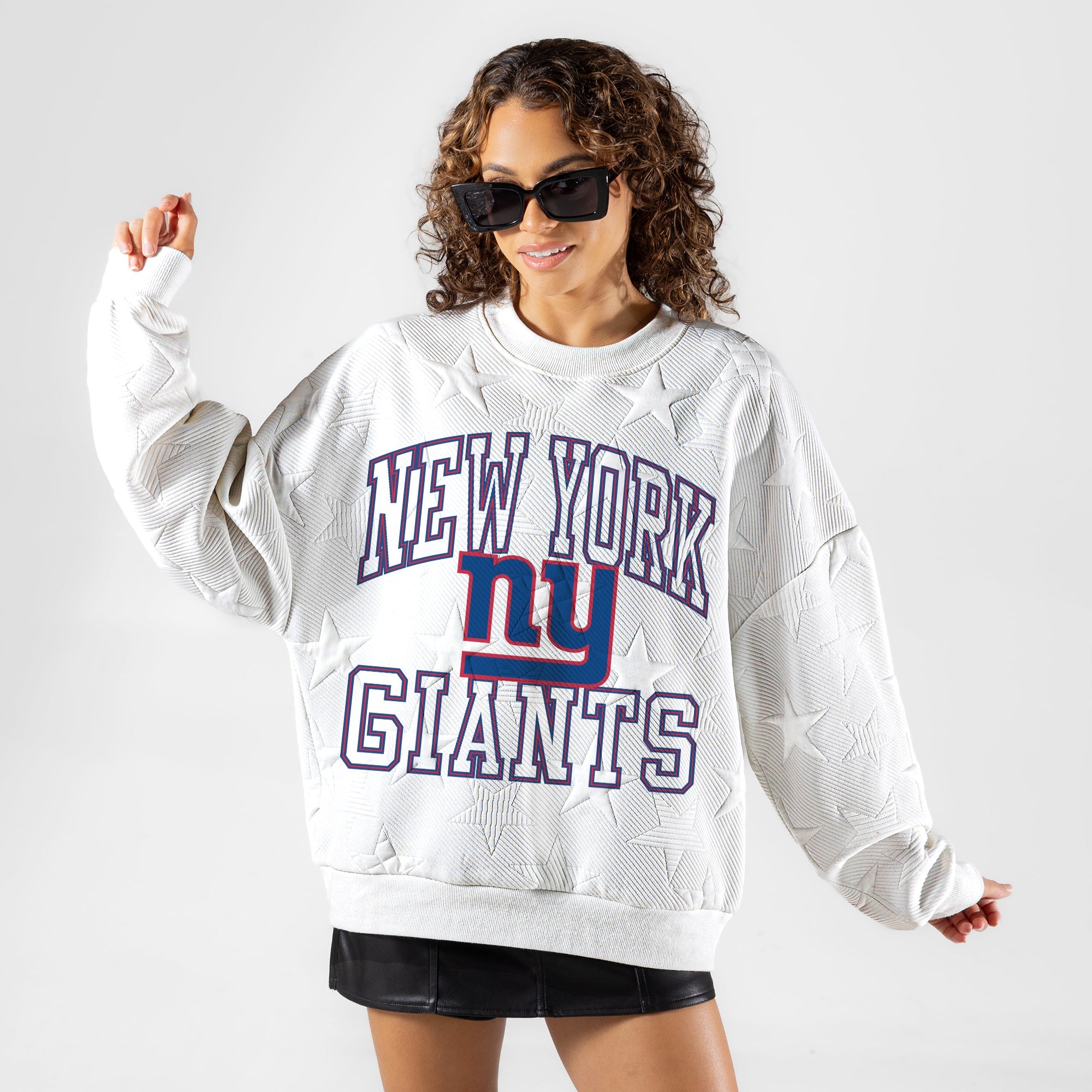 NEW YORK GIANTS BIG PLAY ENERGY EMBOSSED STAR CREWNECK