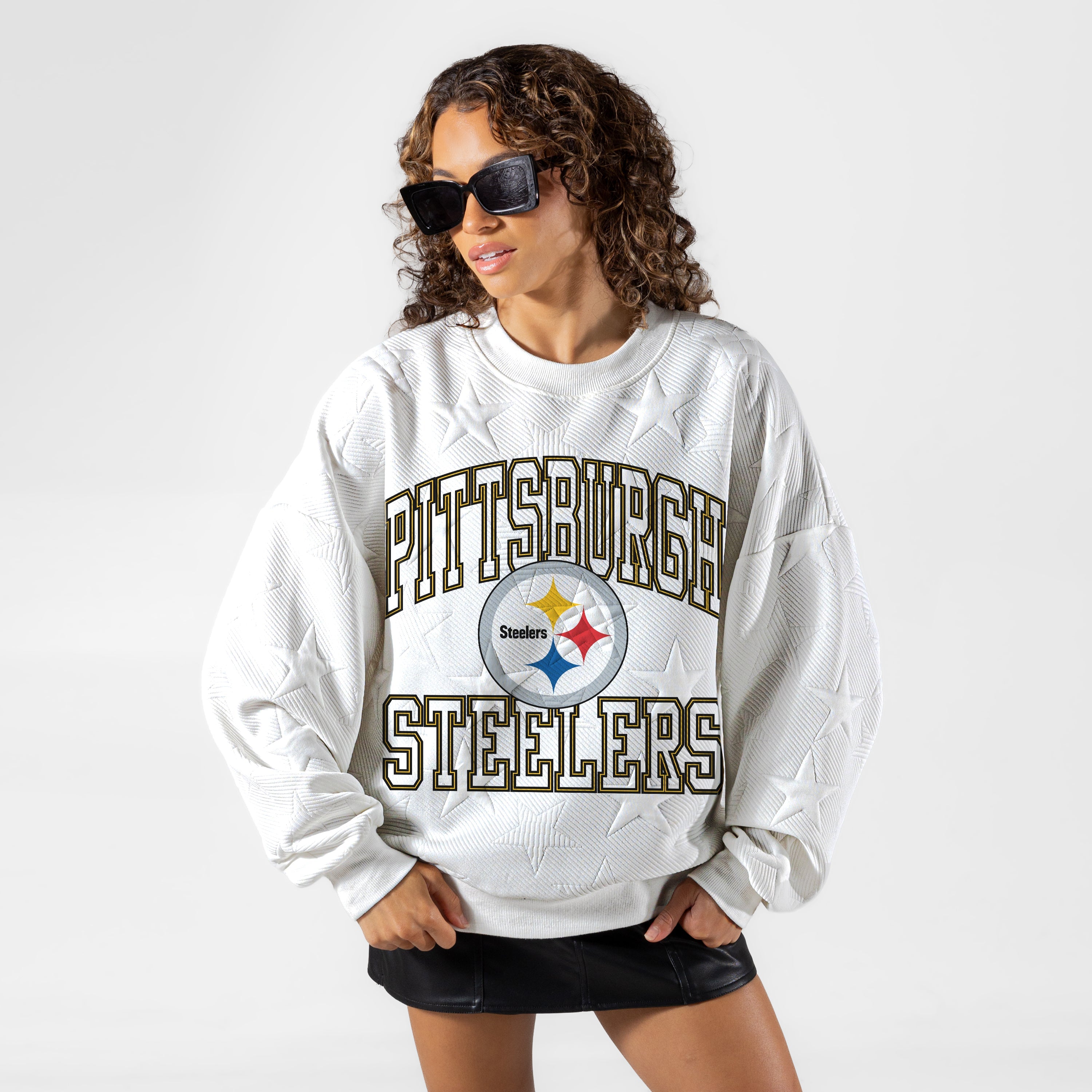 PITTSBURGH STEELERS BIG PLAY ENERGY EMBOSSED STAR CREWNECK