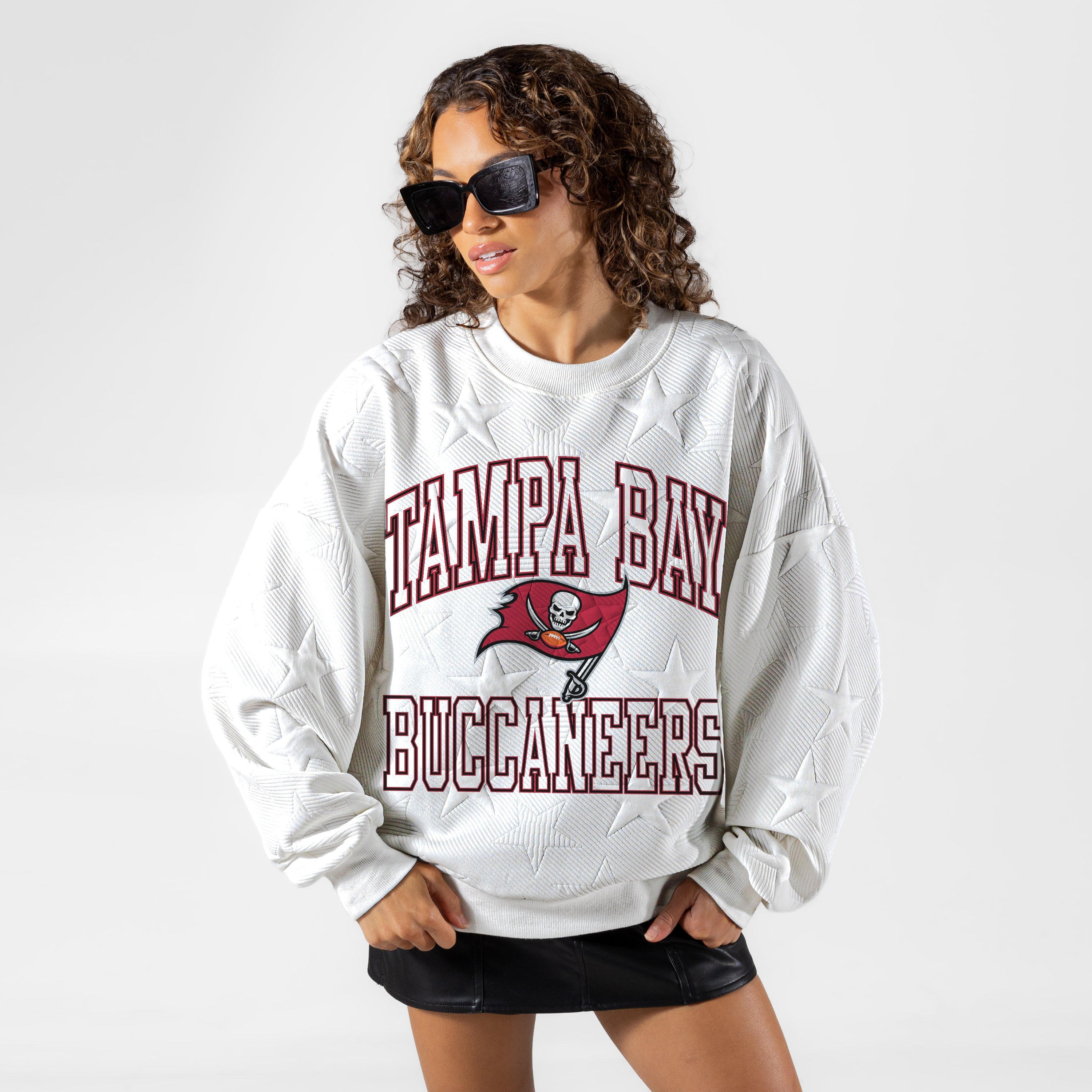TAMPA BAY BUCCANEERS BIG PLAY ENERGY EMBOSSED STAR CREWNECK