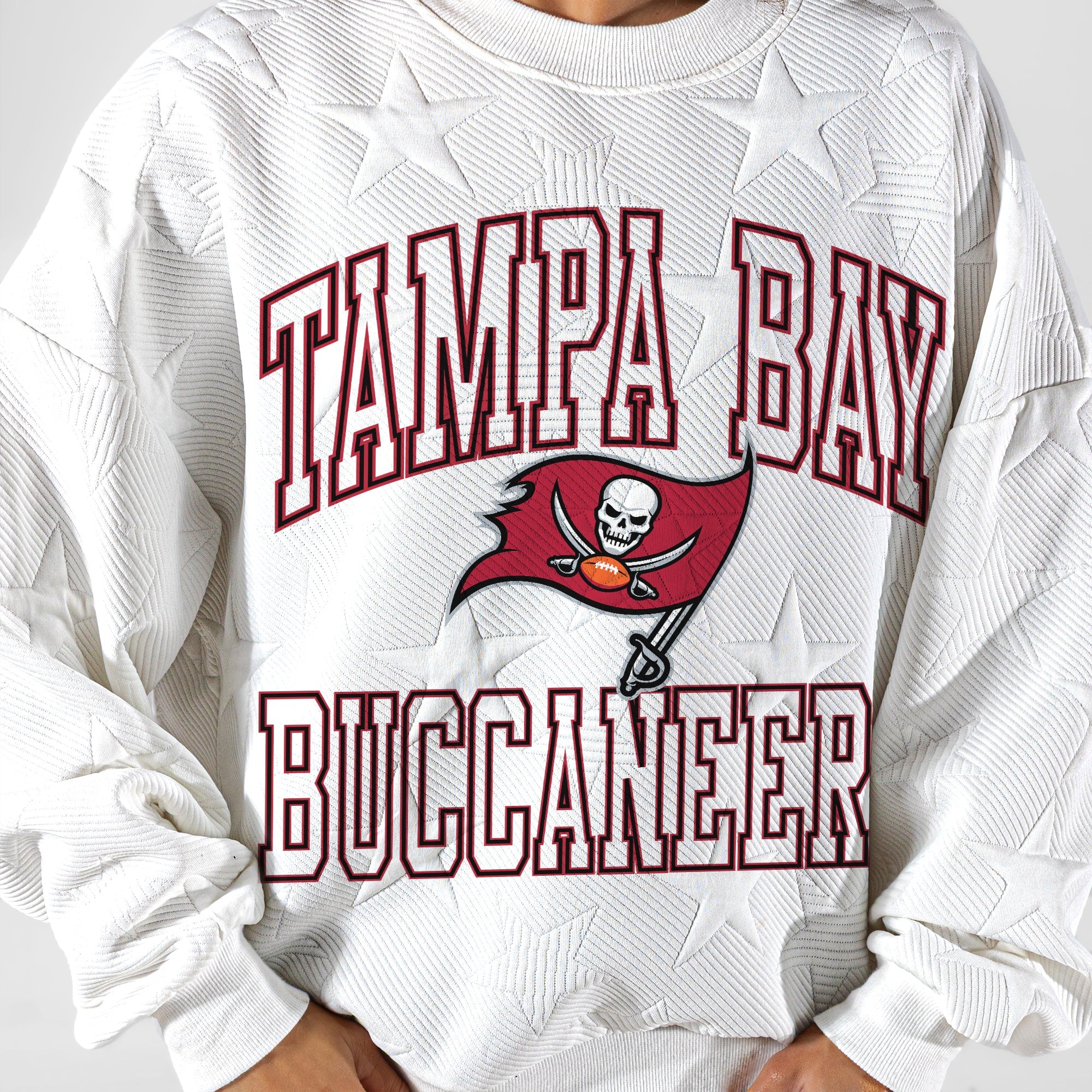 TAMPA BAY BUCCANEERS BIG PLAY ENERGY EMBOSSED STAR CREWNECK