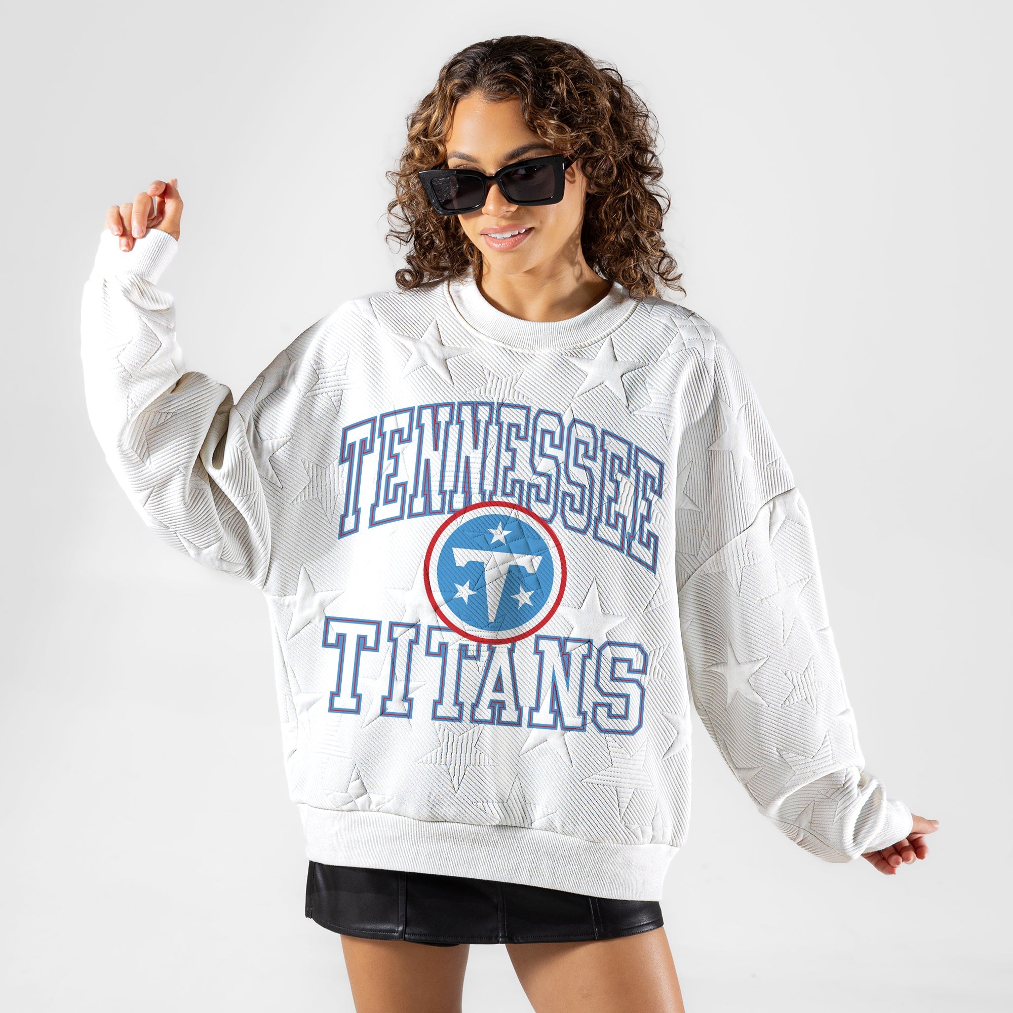 TENNESSEE TITANS BIG PLAY ENERGY EMBOSSED STAR CREWNECK