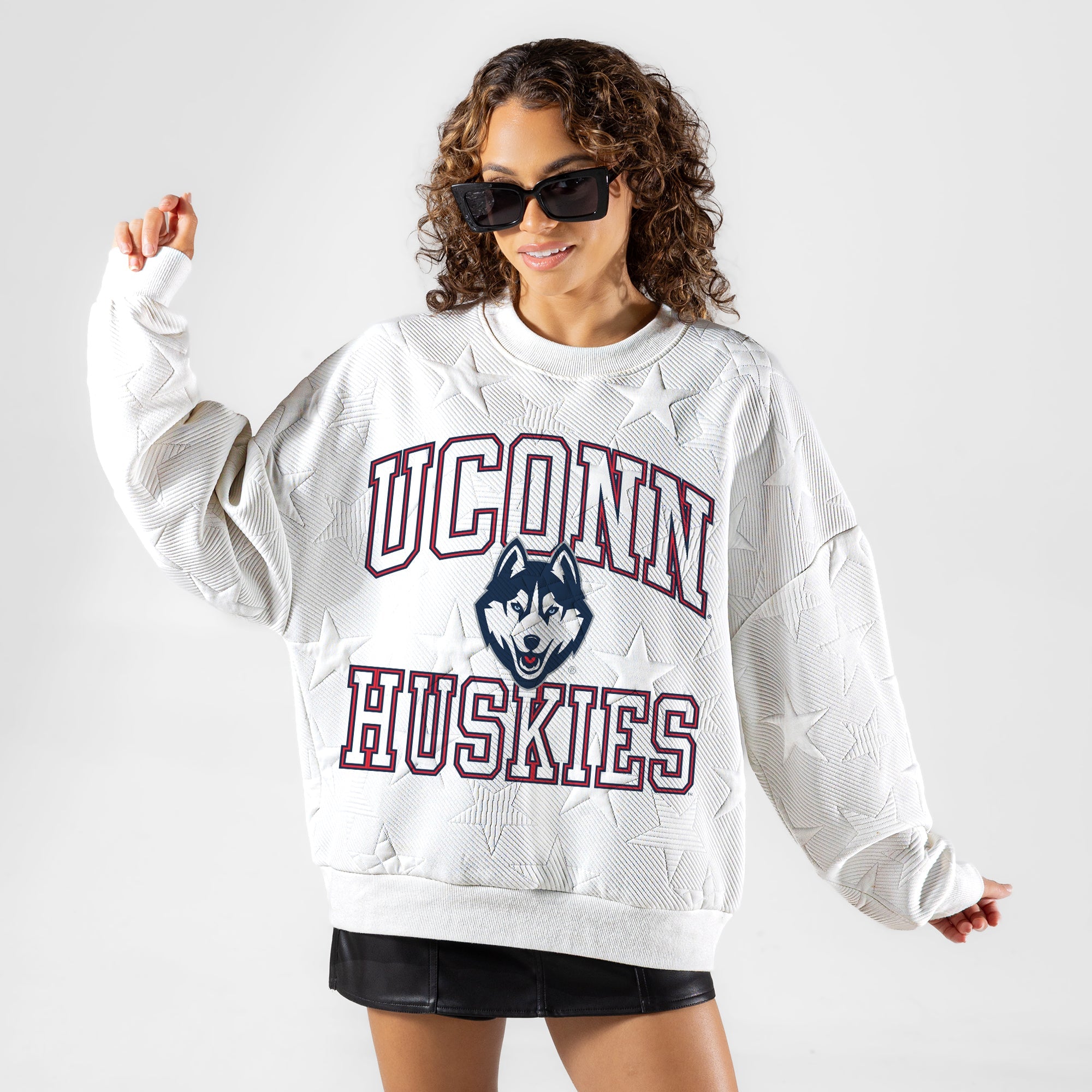 UCONN HUSKIES BIG PLAY ENERGY EMBOSSED STAR CREWNECK