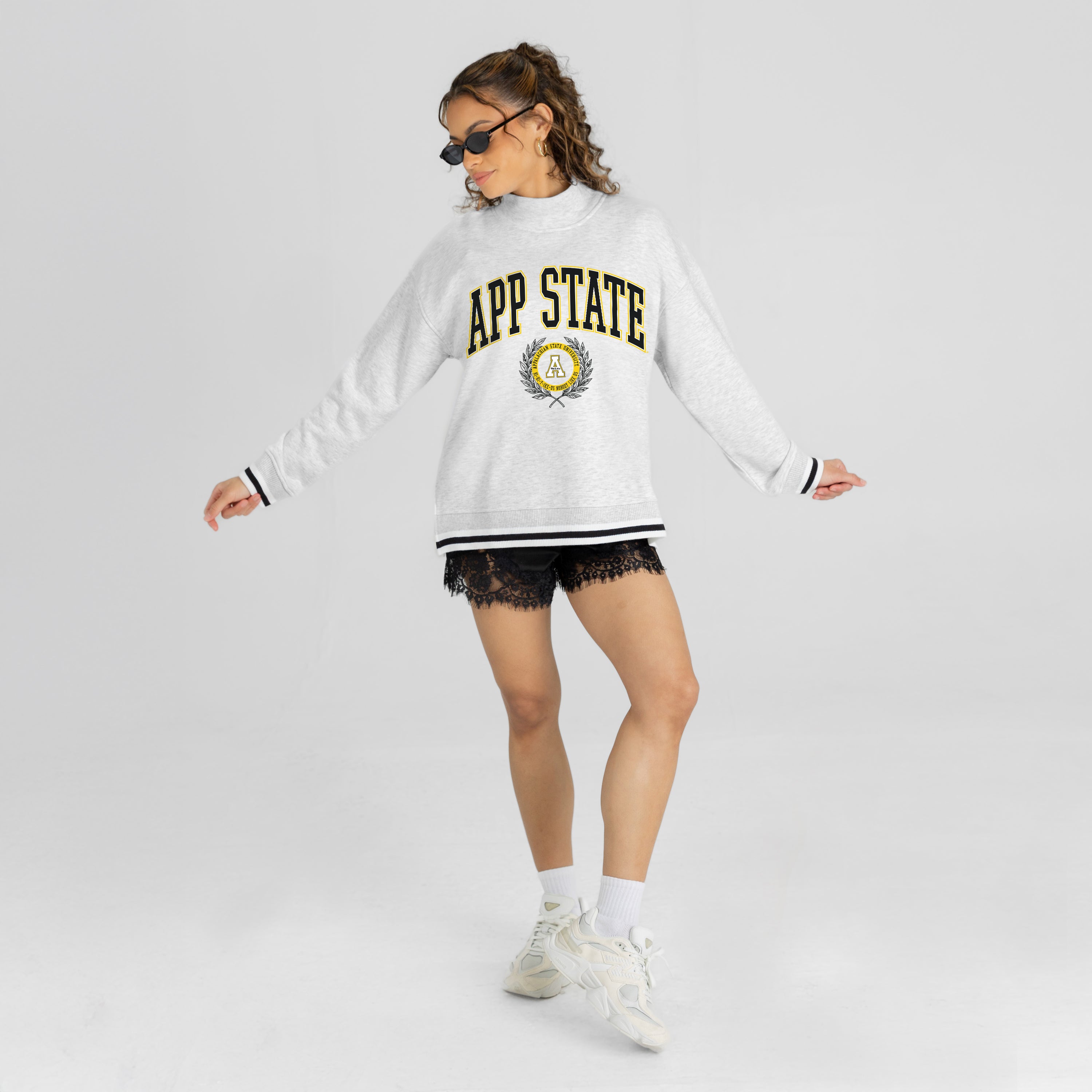 APPALACHIAN STATE MOUNTAINEERS RALLY POINT CONTRAST MOCKNECK PULLOVER