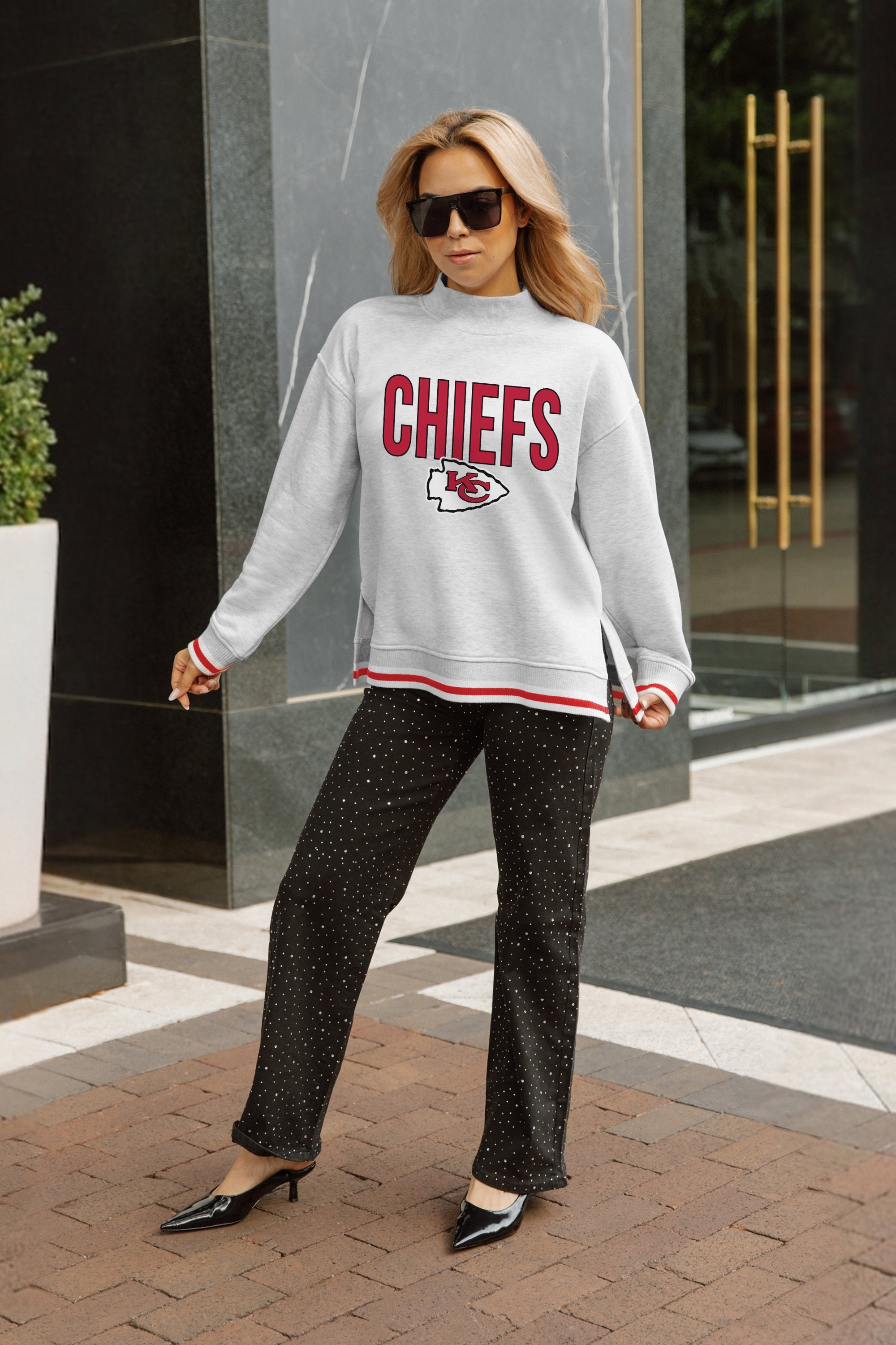 KANSAS CITY CHIEFS RALLY POINT CONTRAST MOCKNECK PULLOVER