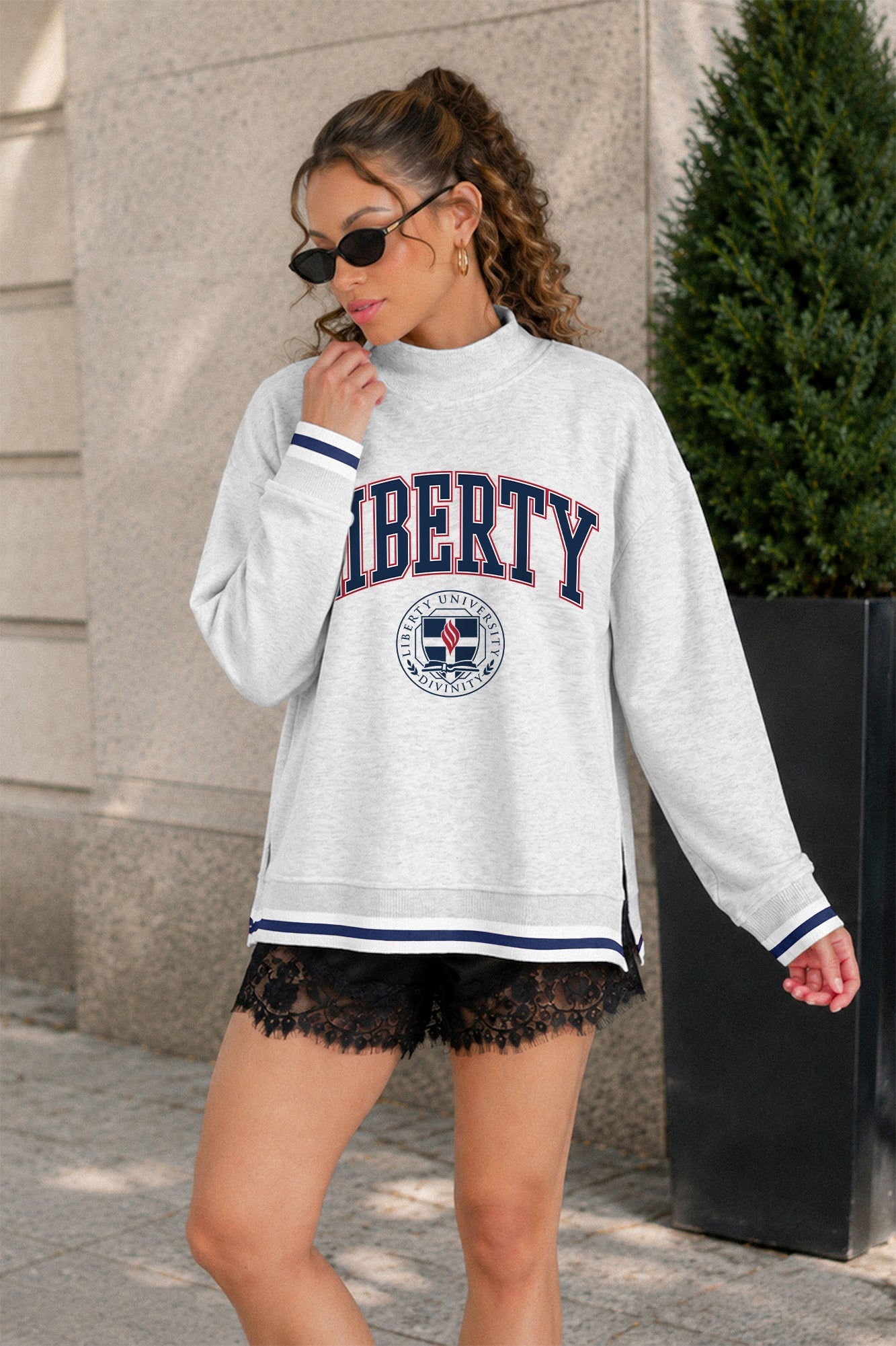 LIBERTY FLAMES RALLY POINT CONTRAST MOCKNECK PULLOVER