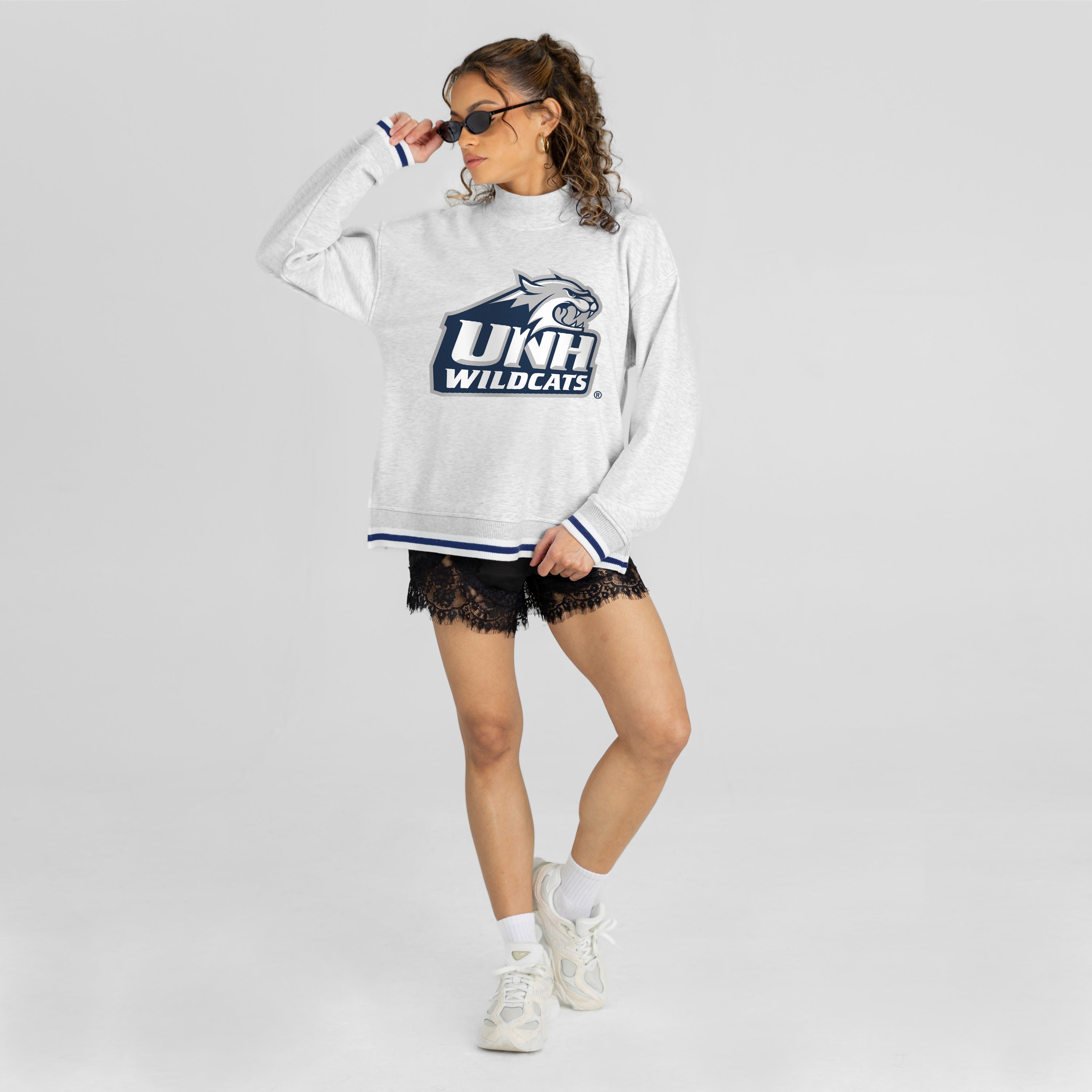 NEW HAMPSHIRE WILDCATS RALLY POINT CONTRAST MOCKNECK PULLOVER