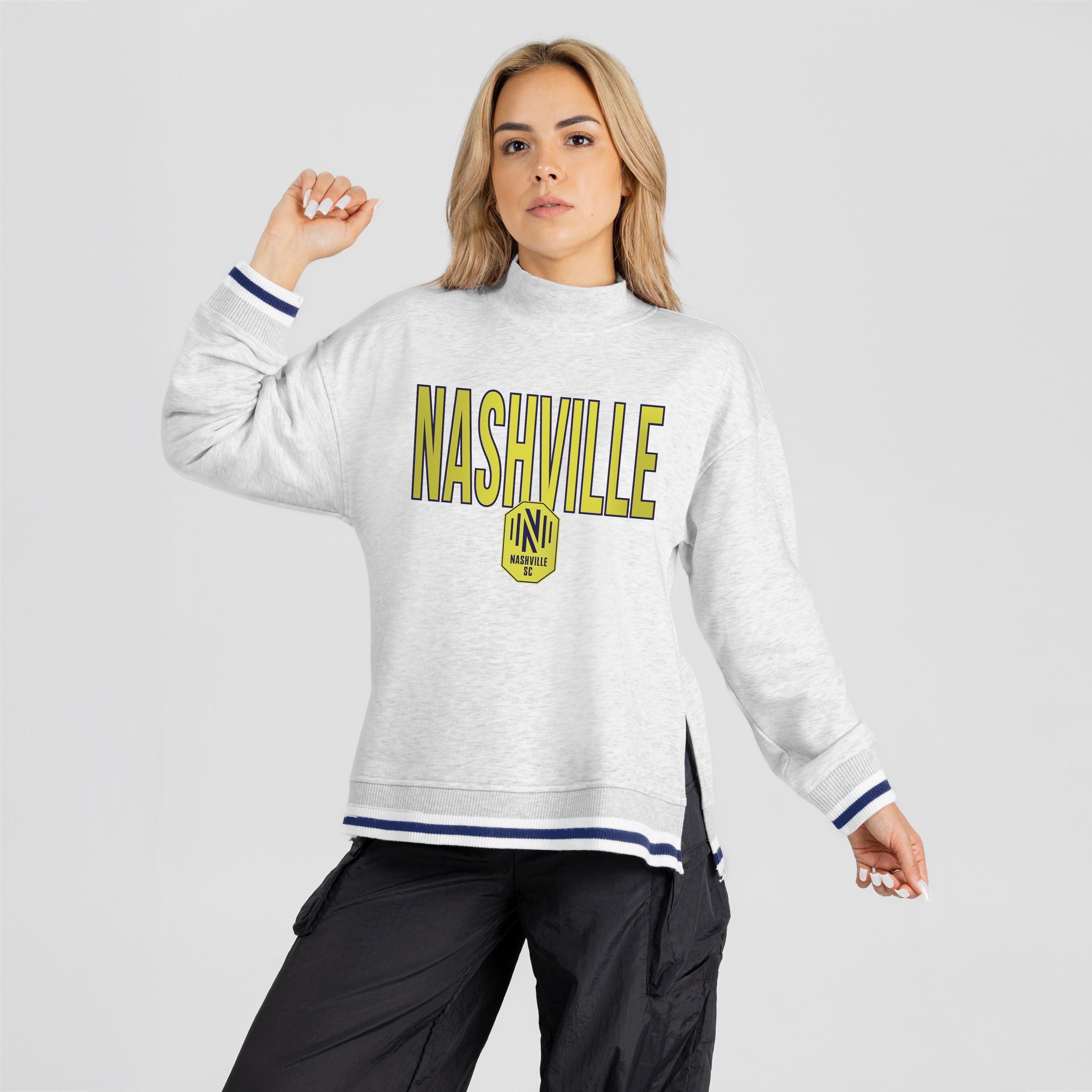 NASHVILLE SC RALLY POINT CONTRAST MOCKNECK PULLOVER