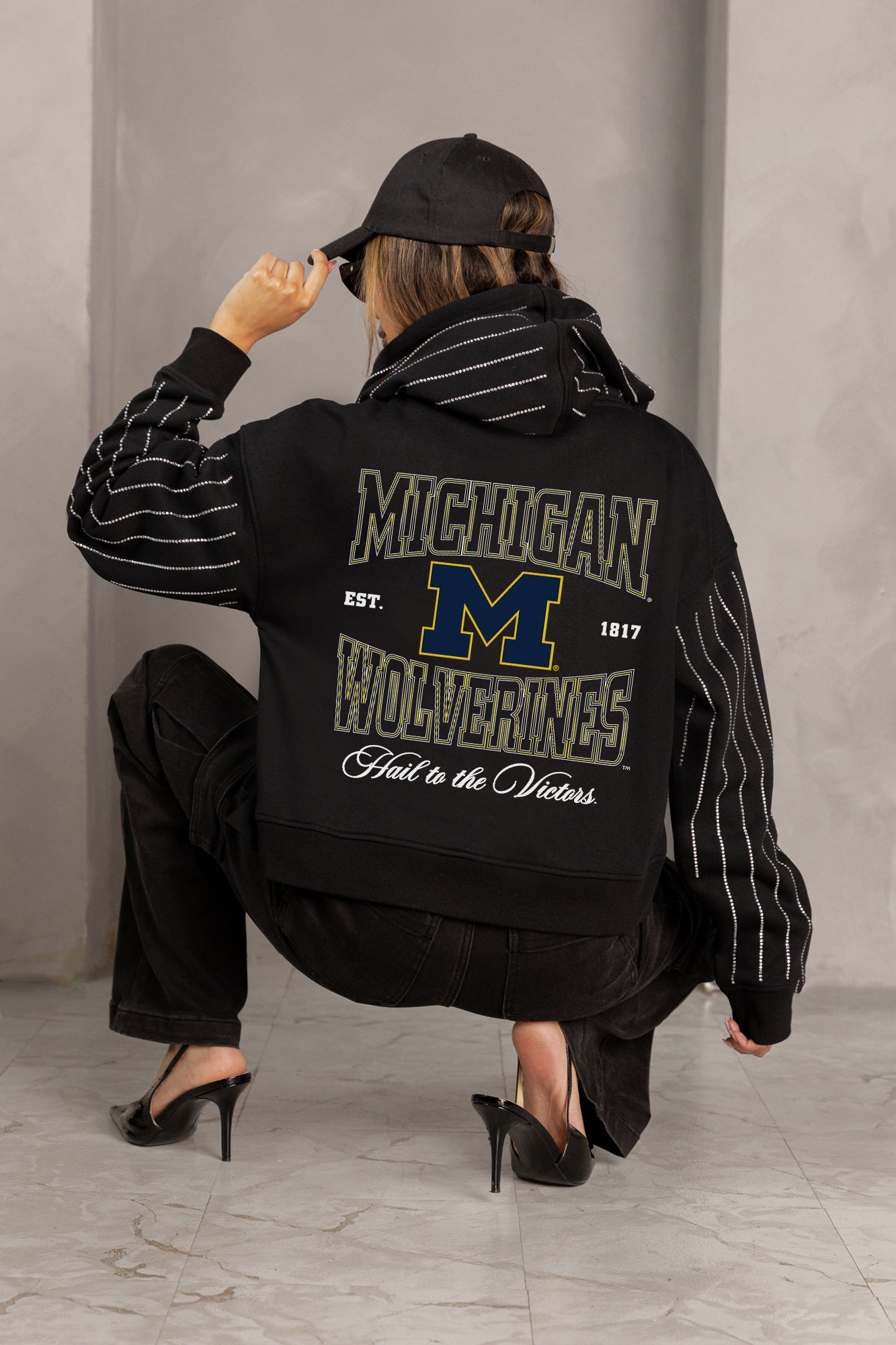 MICHIGAN WOLVERINES EYES ON THE PRIZE RHINESTUD STRIPE ZIP HOODIE