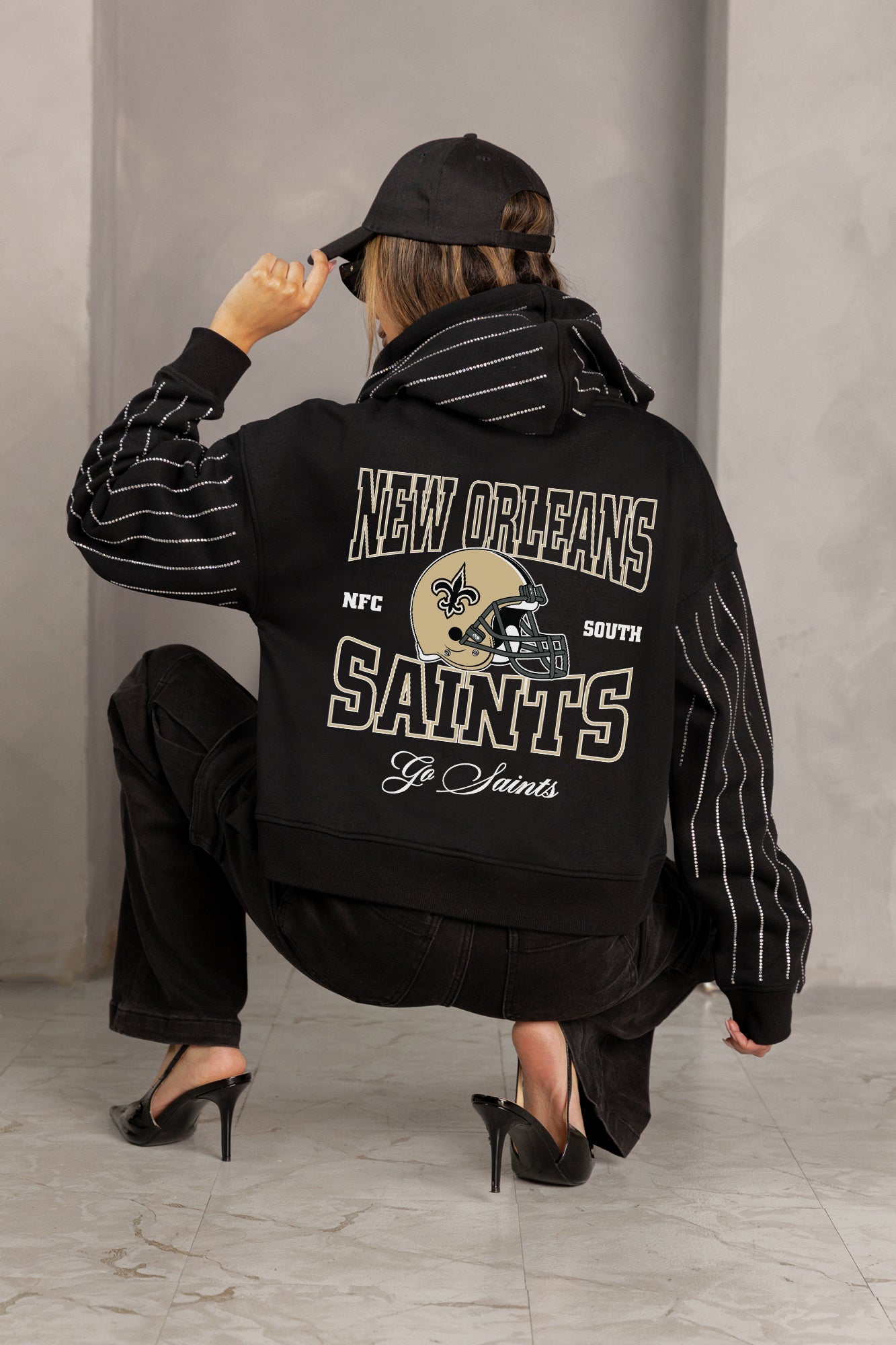 NEW ORLEANS SAINTS EYES ON THE PRIZE RHINESTUD STRIPE ZIP HOODIE