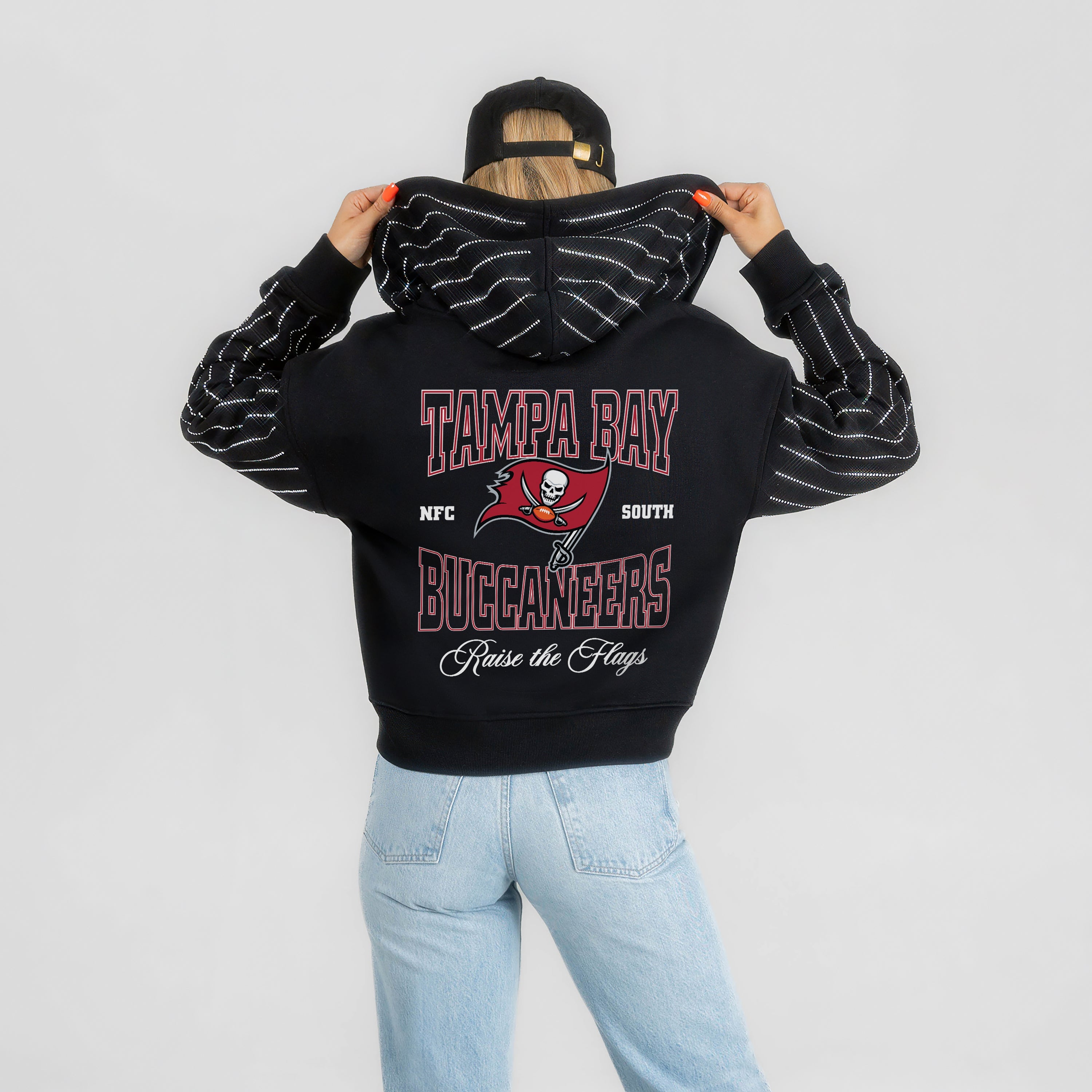 TAMPA BAY BUCCANEERS EYES ON THE PRIZE RHINESTUD STRIPE ZIP HOODIE