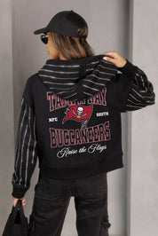 TAMPA BAY BUCCANEERS EYES ON THE PRIZE RHINESTUD STRIPE ZIP HOODIE