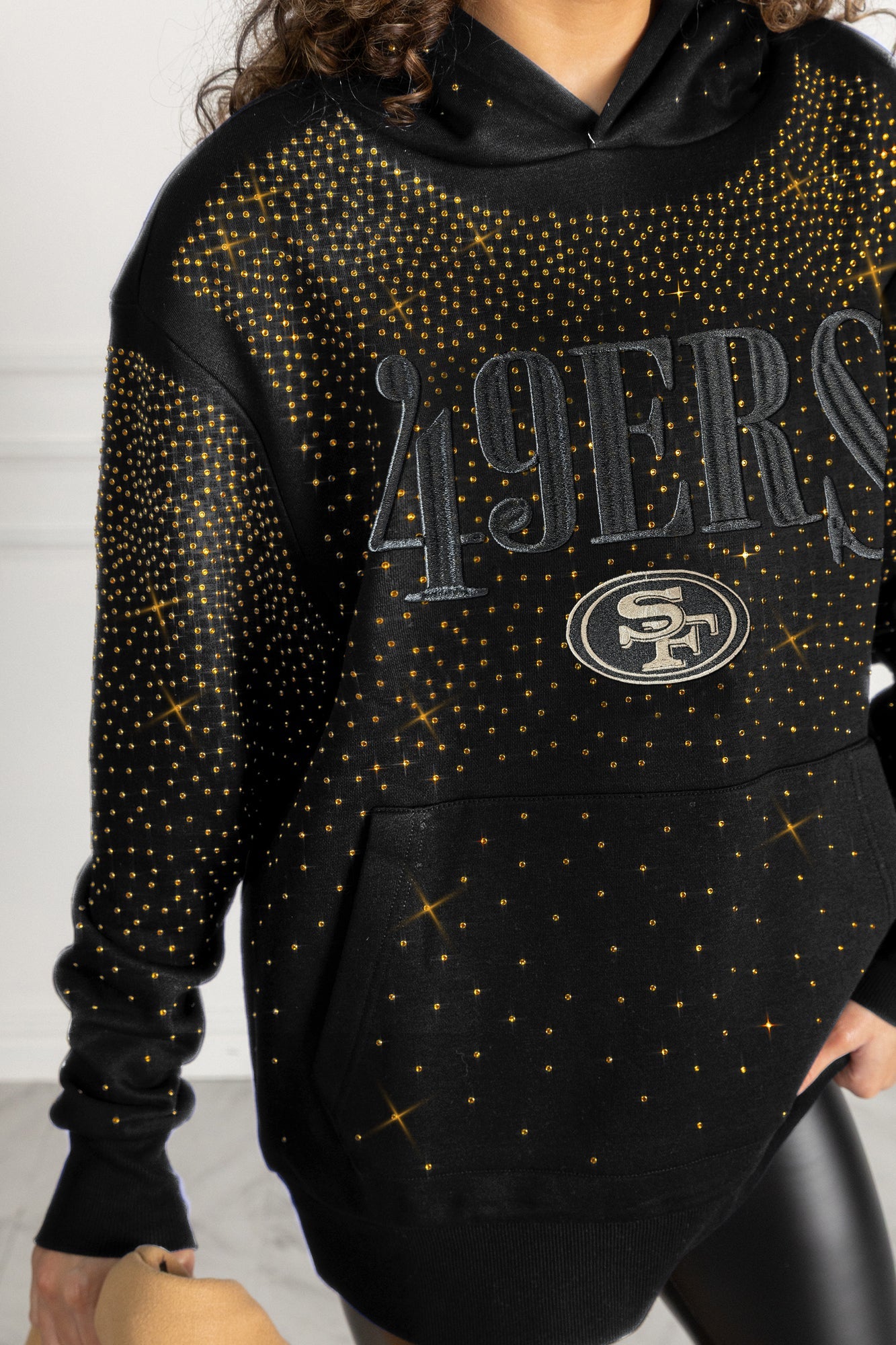 SAN FRANCISCO 49ERS SUNDAY LIGHTS RHINESTONE HOODIE