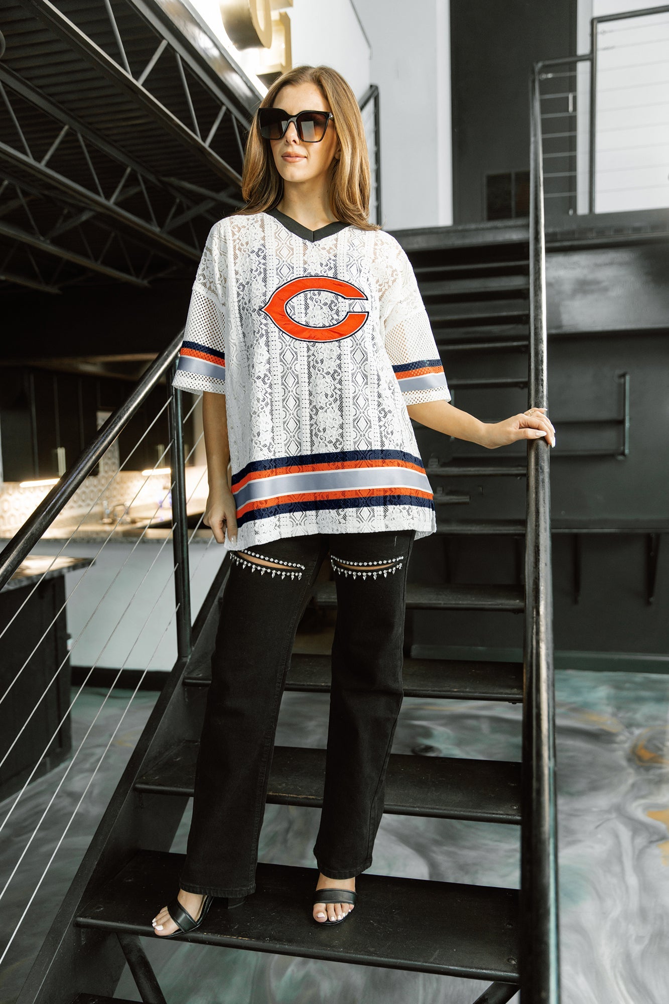 CHICAGO BEARS HIGH NOTE LACE FASHION TOP