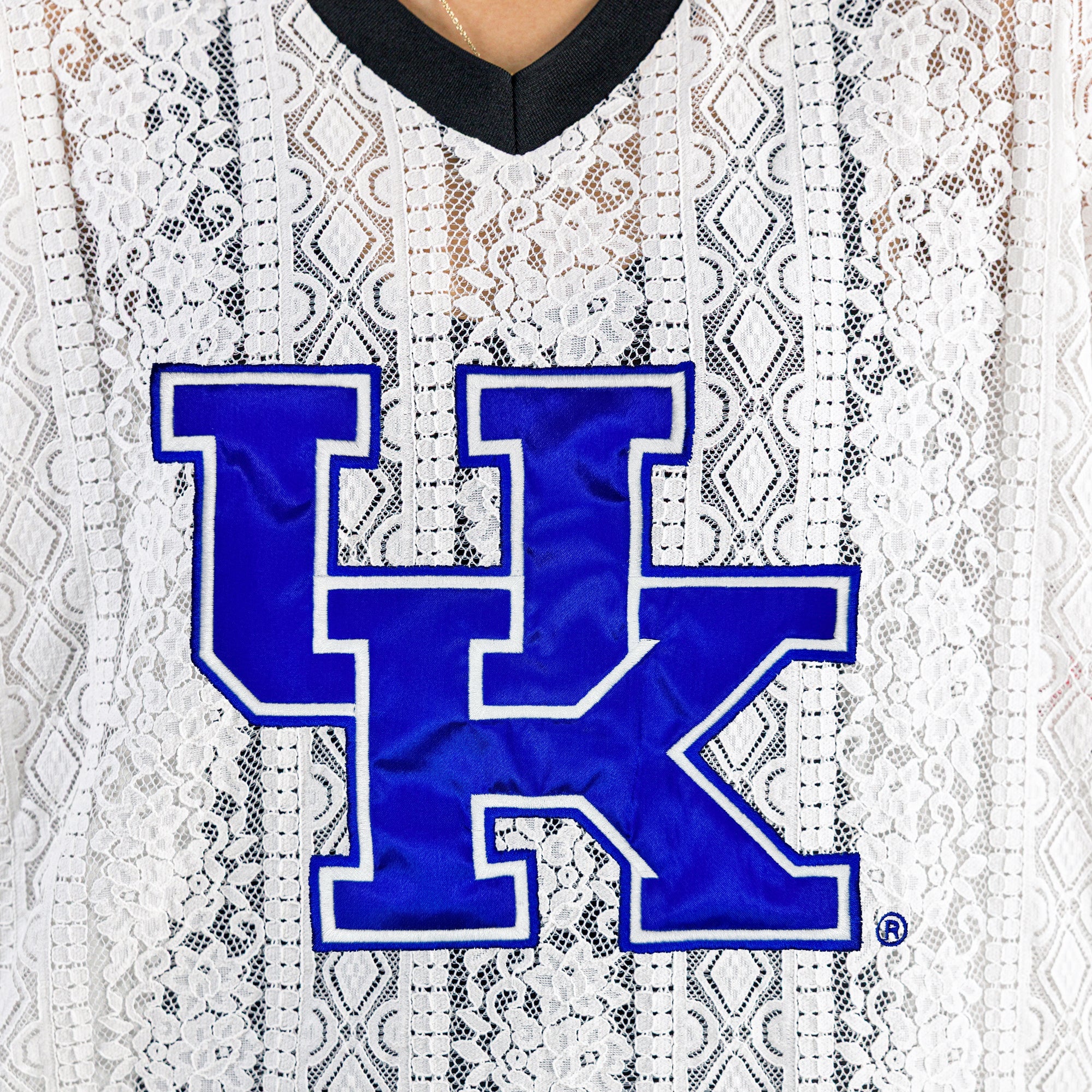 KENTUCKY WILDCATS HIGH NOTE LACE FASHION JERSEY