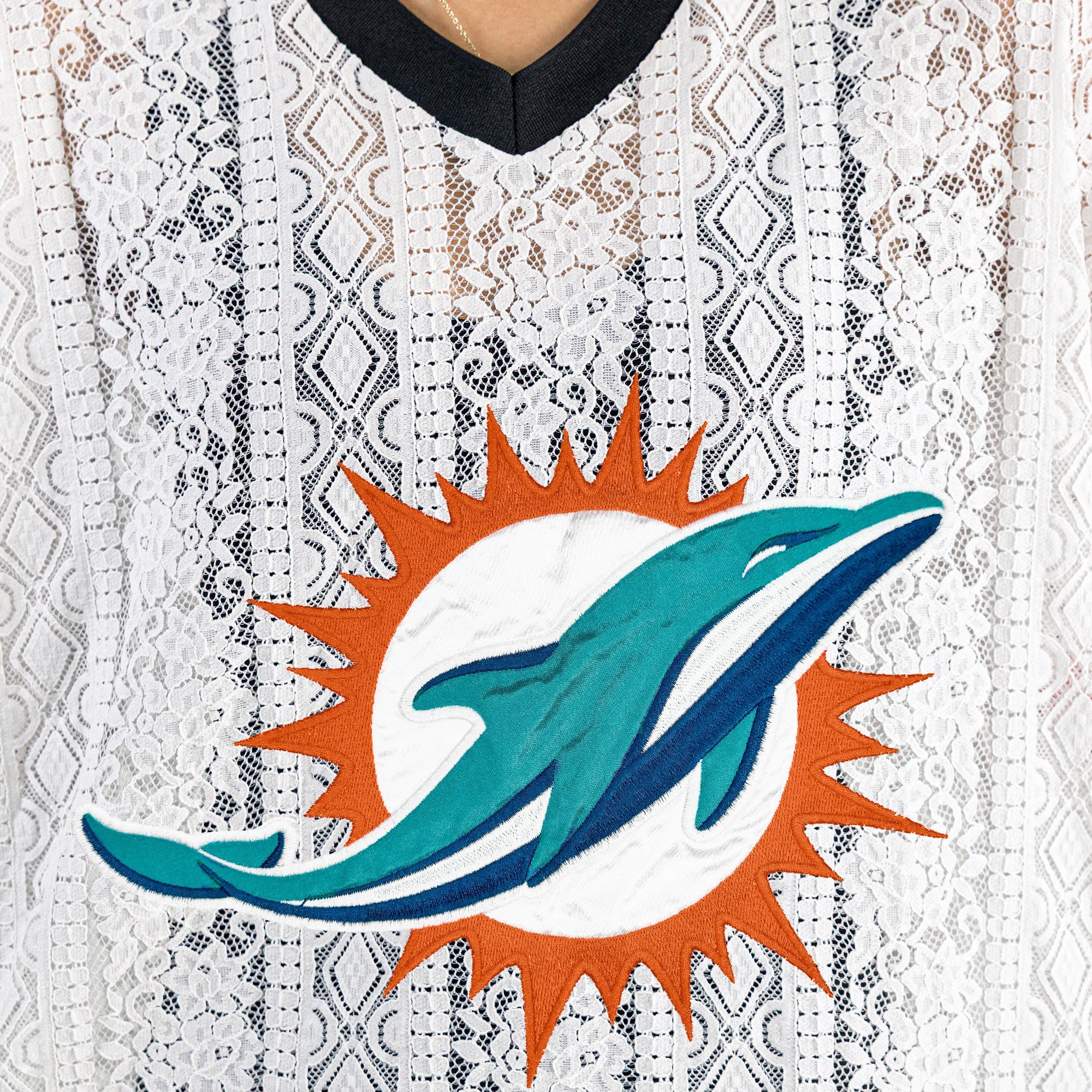 MIAMI DOLPHINS HIGH NOTE LACE FASHION TOP