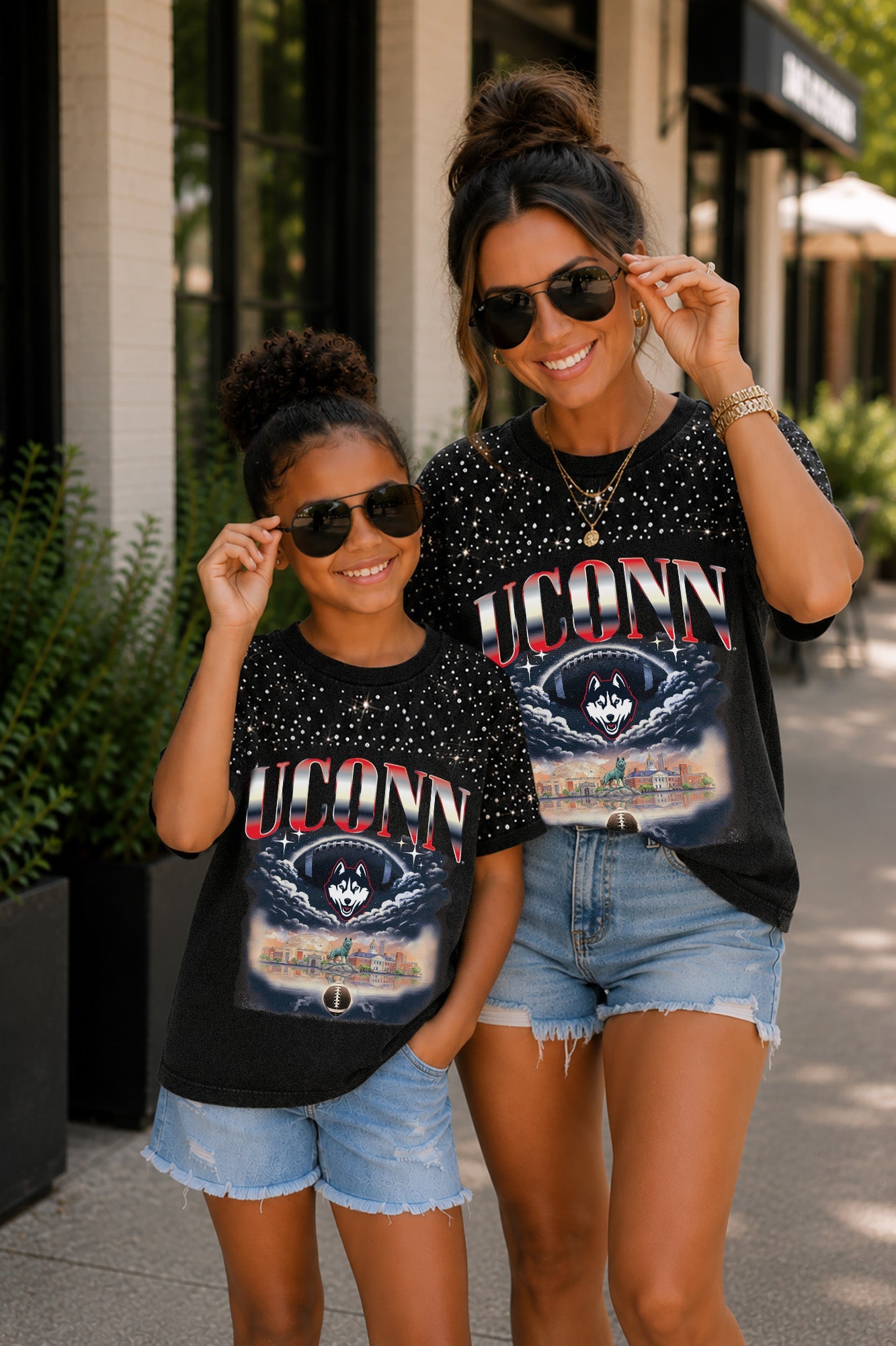 UCONN HUSKIES SKY'S THE LIMIT KIDS VINTAGE WASH RHINESTONE TEE