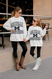 MICHIGAN WOLVERINES BIG PLAY ENERGY KIDS EMBOSSED STAR CREWNECK