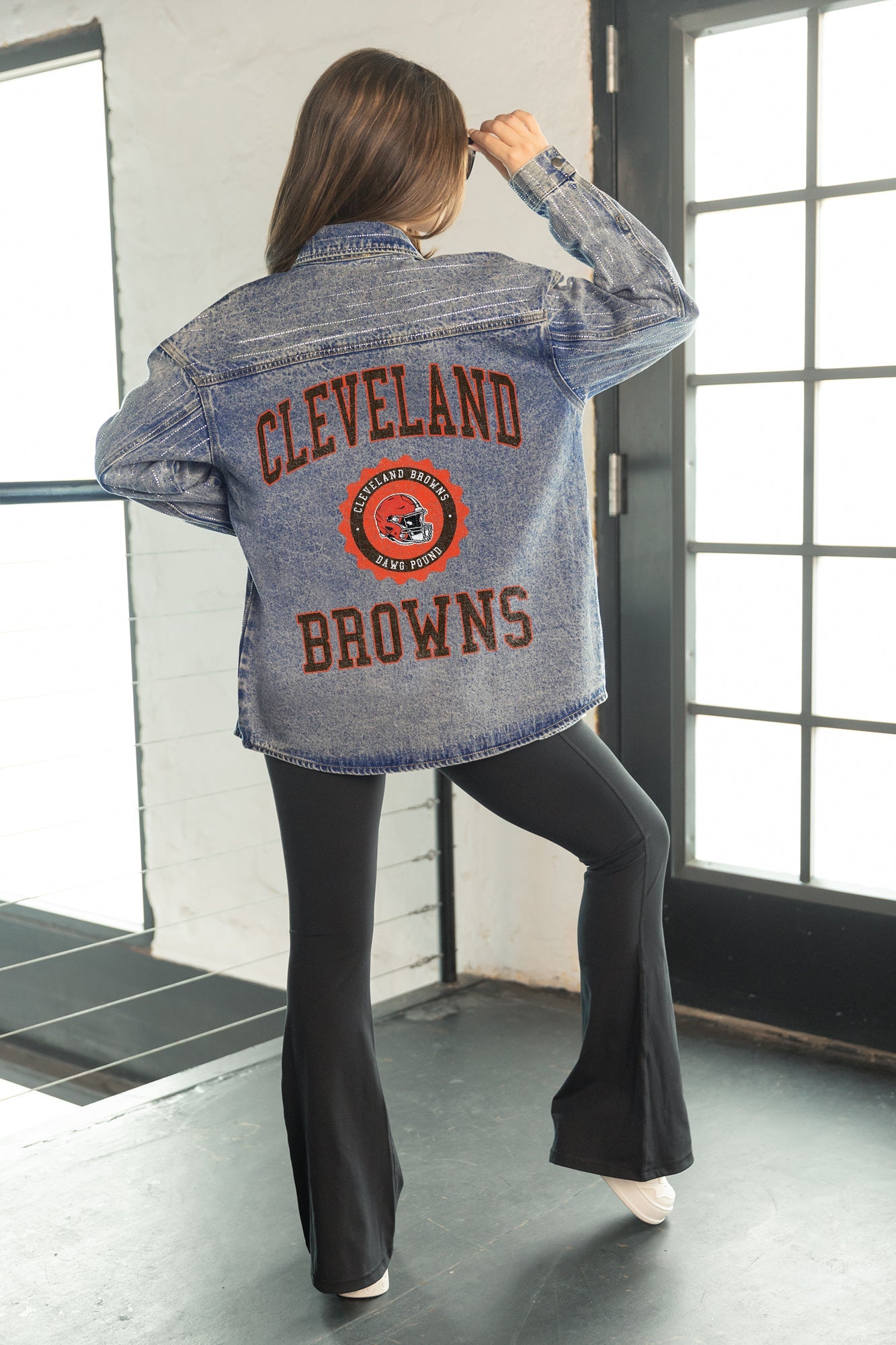 CLEVELAND BROWNS STYLES THE LIMIT MICRO-RHINESTONE DENIM OVERSHIRT