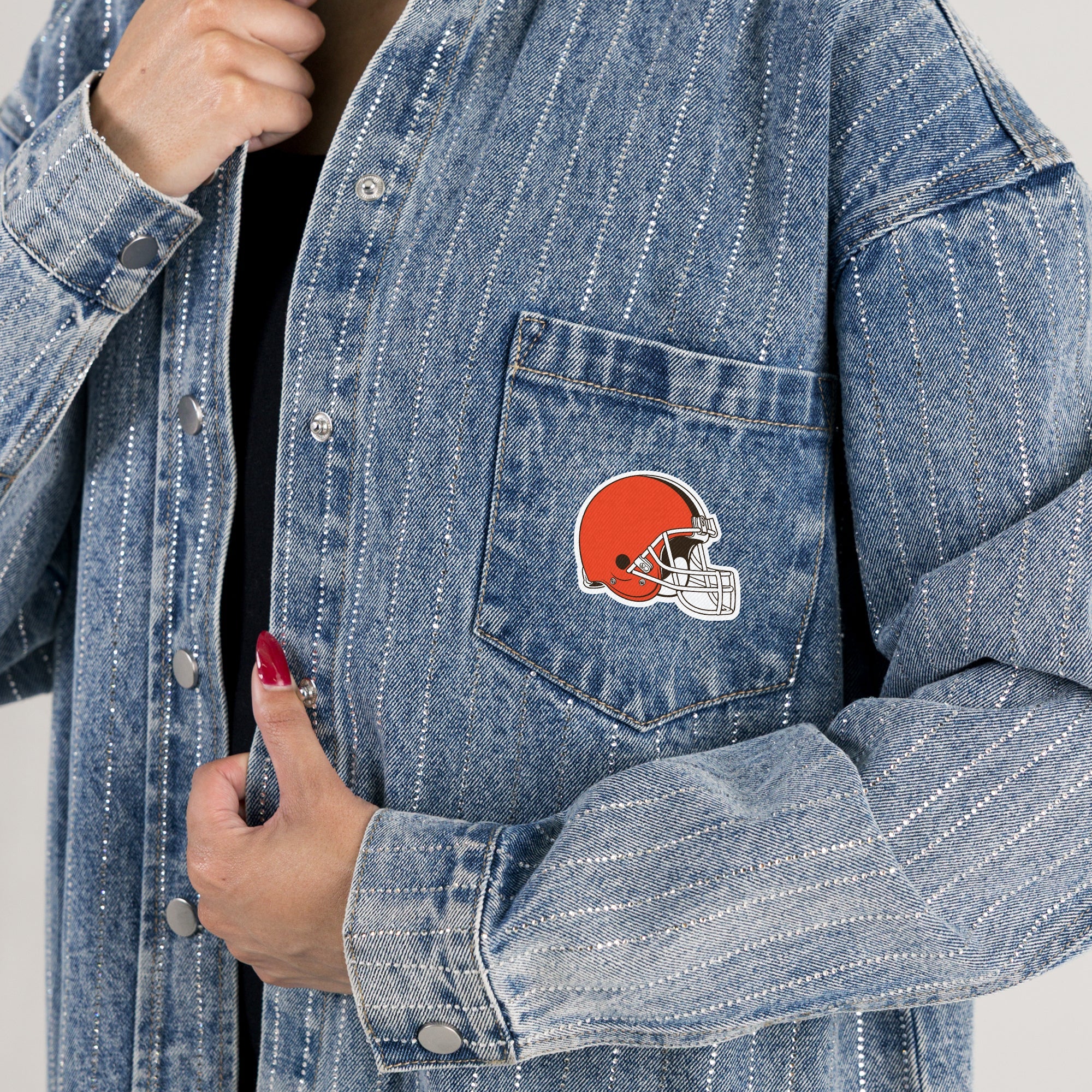 CLEVELAND BROWNS STYLES THE LIMIT MICRO-RHINESTONE DENIM OVERSHIRT