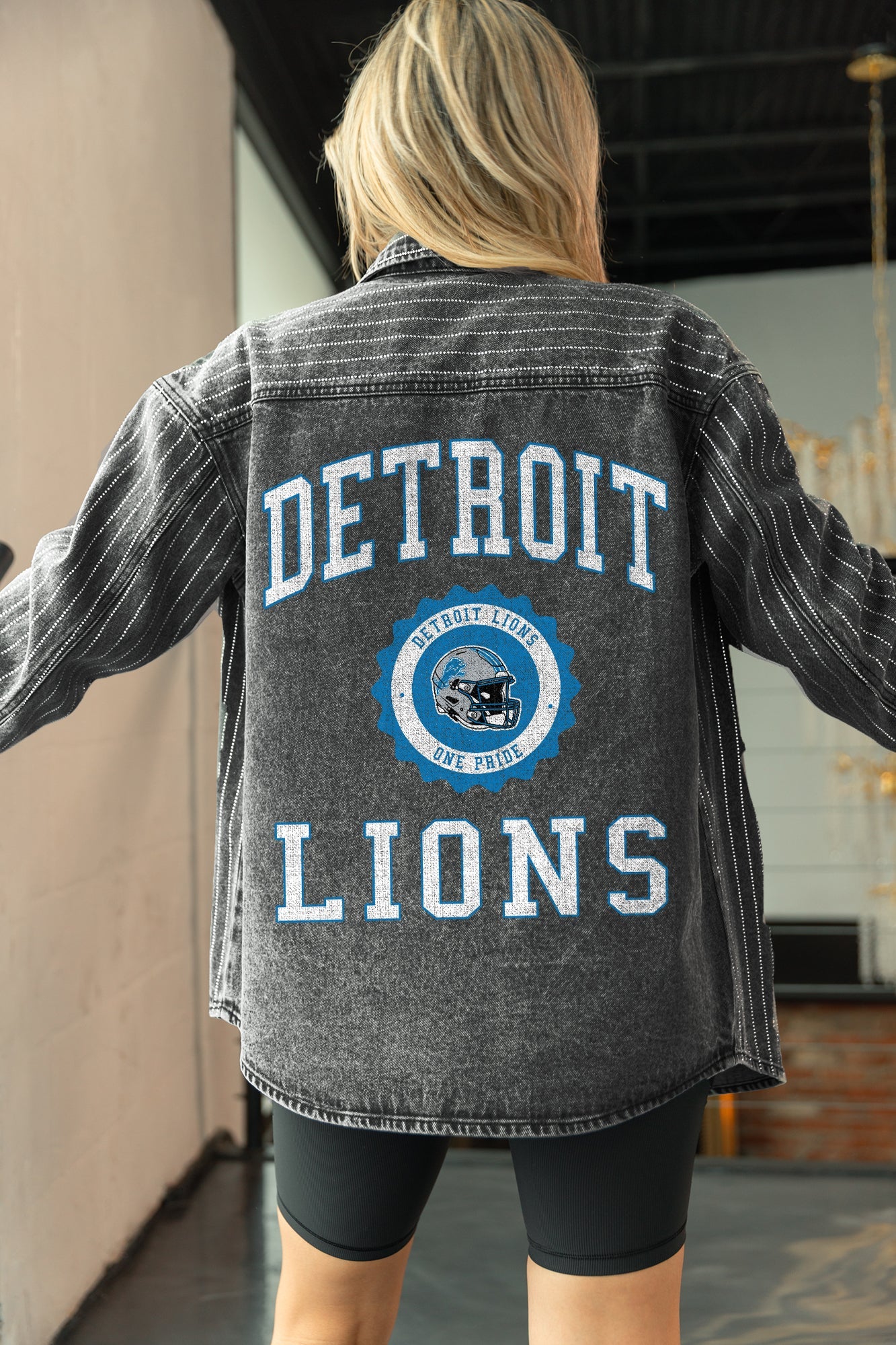 DETROIT LIONS STYLES THE LIMIT MICRO-RHINESTONE DENIM OVERSHIRT IN BLACK