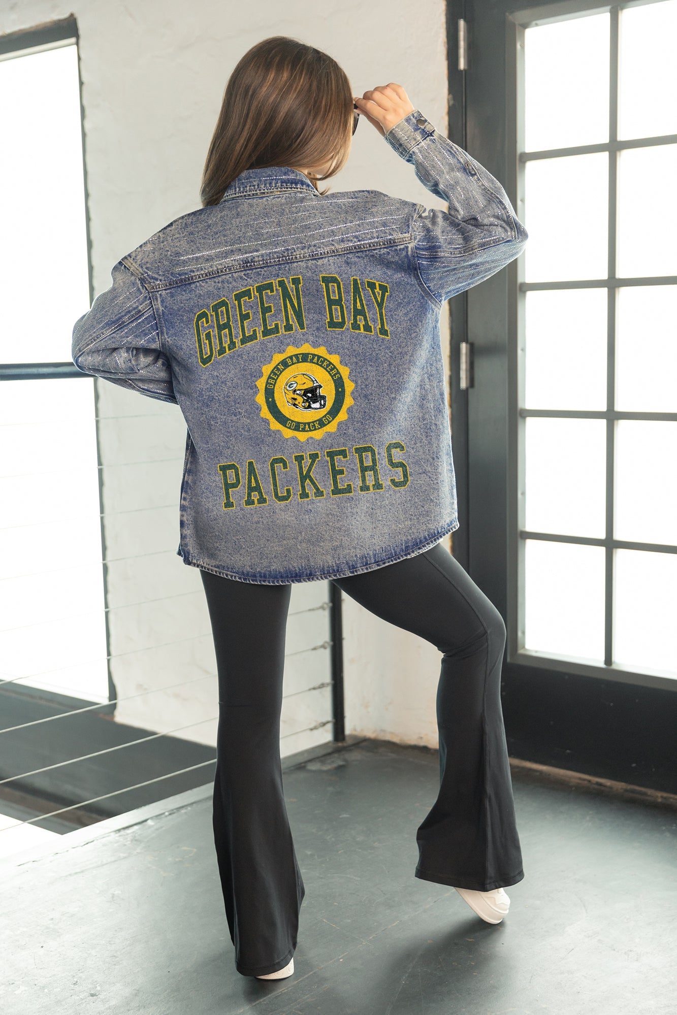 GREEN BAY PACKERS STYLES THE LIMIT MICRO-RHINESTONE DENIM OVERSHIRT